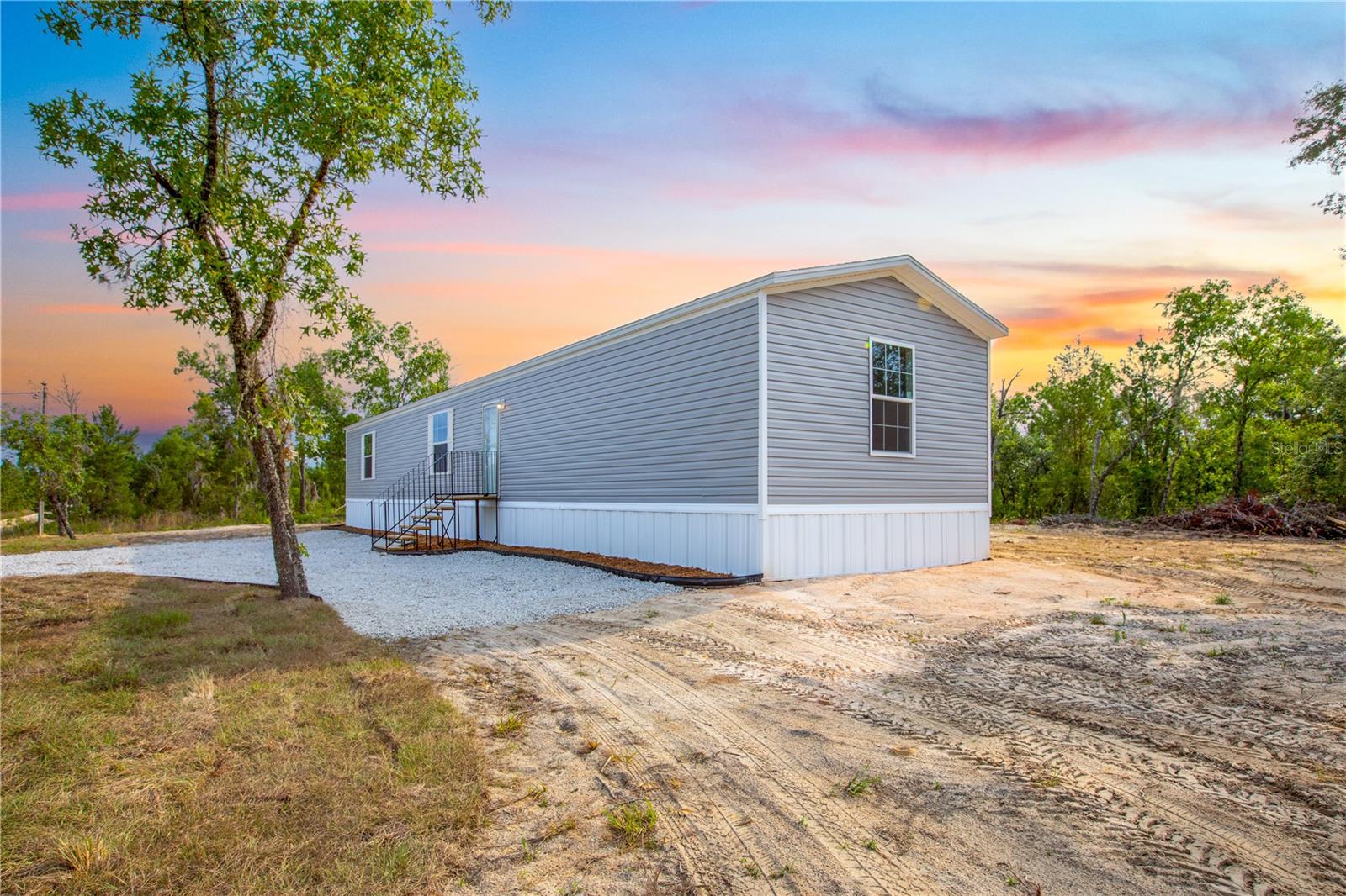 334 OAKCREST DR, INTERLACHEN, FL, 32148