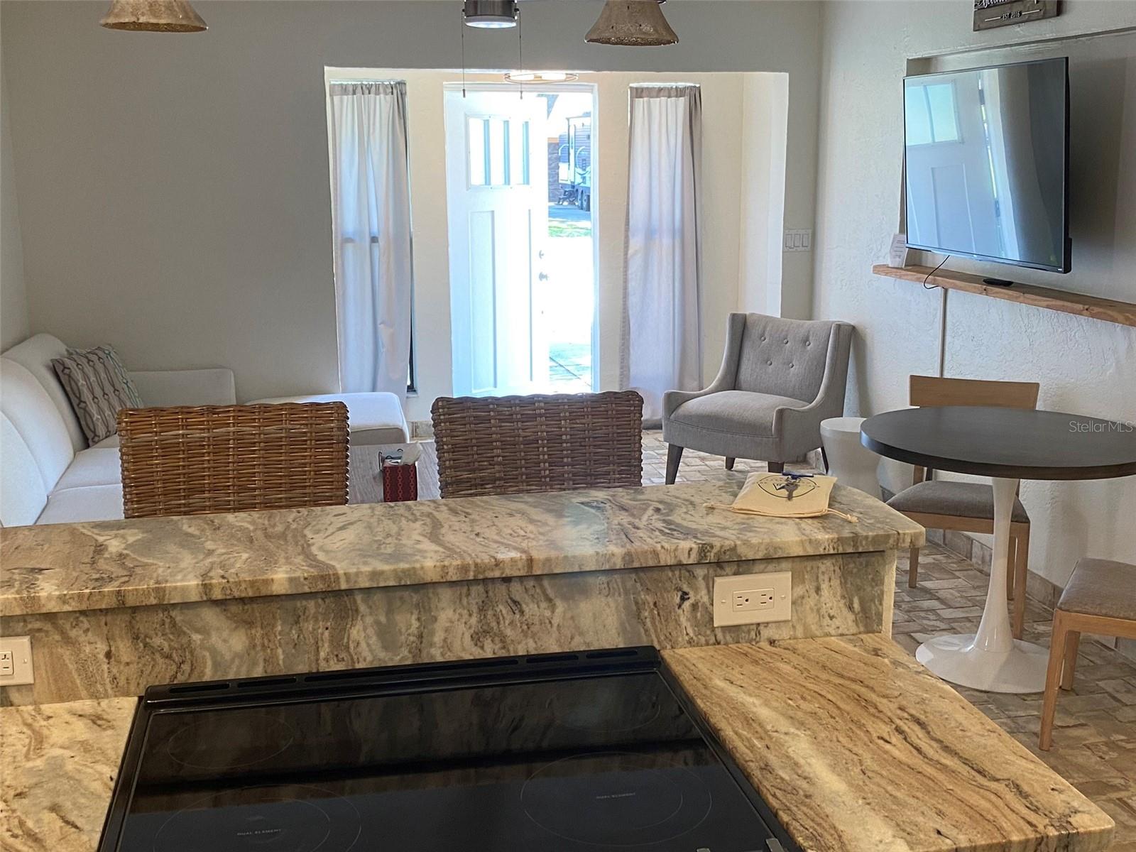 808 E 9TH AVE, NEW SMYRNA BEACH, FL, 32169