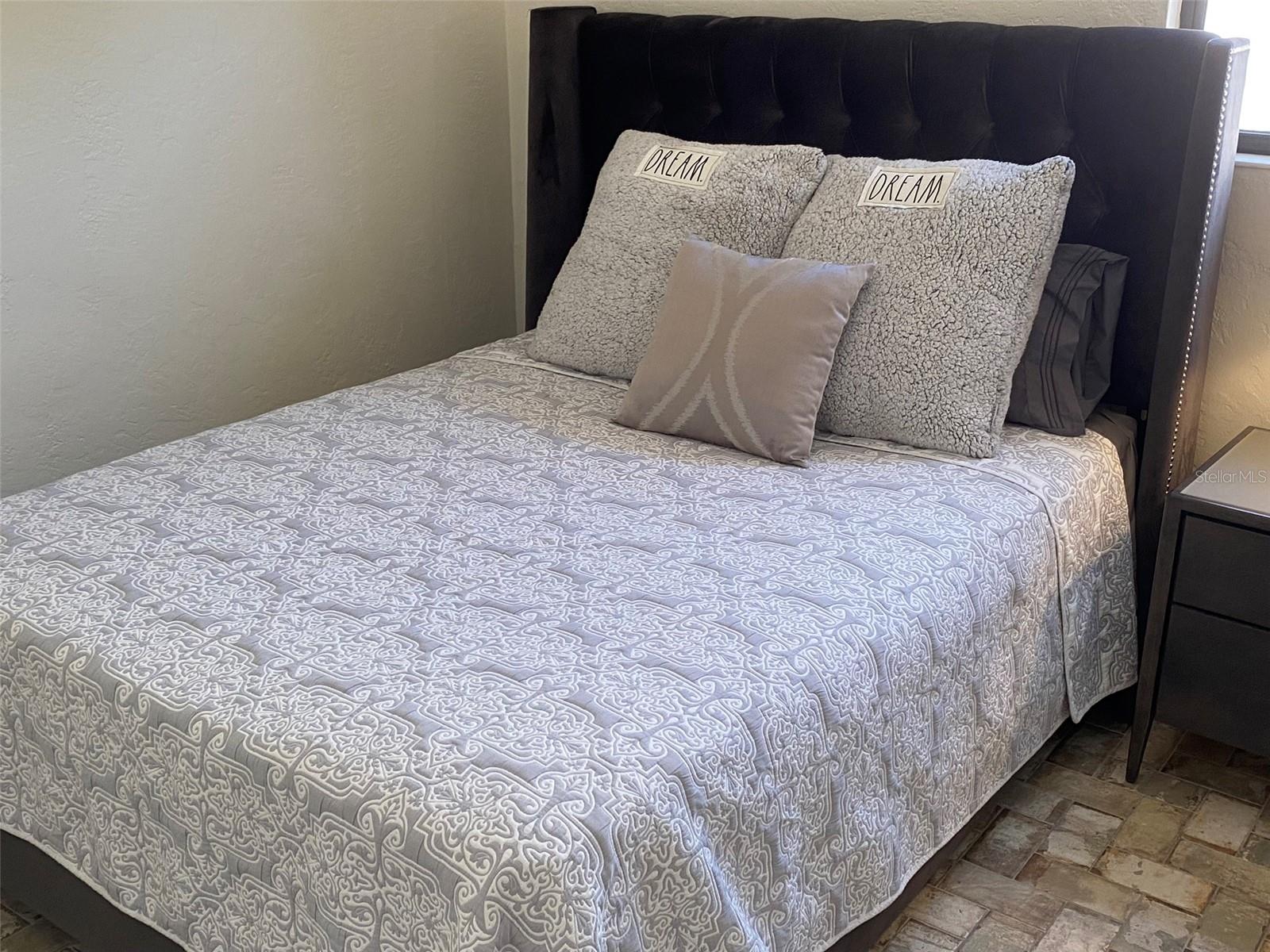 808 E 9TH AVE, NEW SMYRNA BEACH, FL, 32169