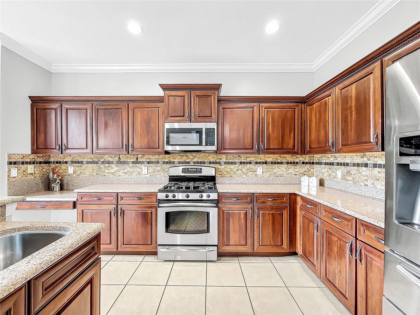 20151 BAY CEDAR AVE, TAMPA, FL, 33647