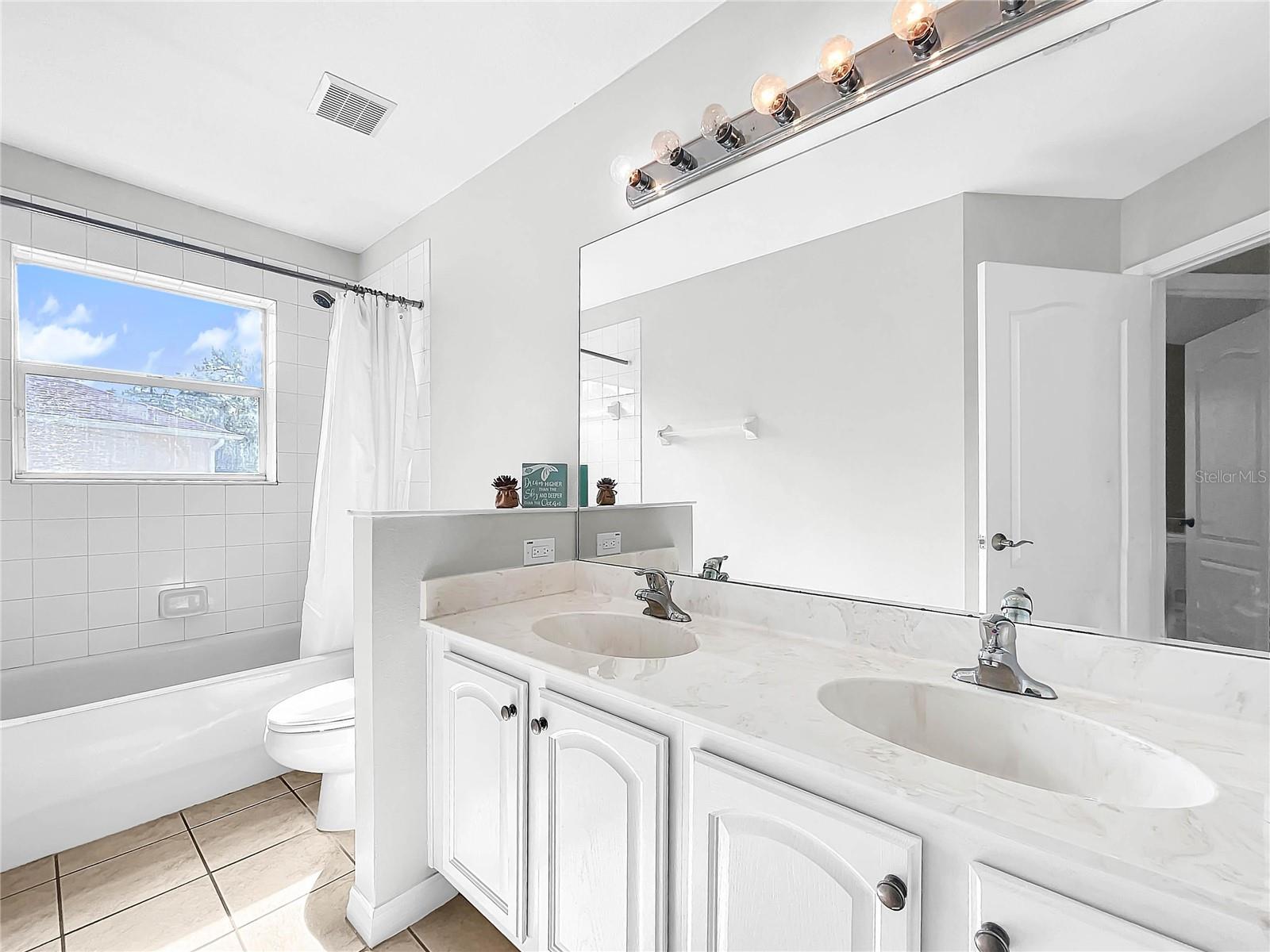 20151 BAY CEDAR AVE, TAMPA, FL, 33647