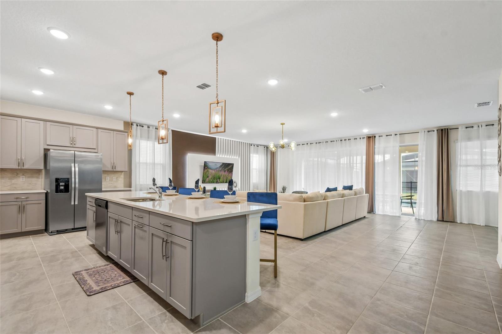 8928 COCONUT BREEZE DR, KISSIMMEE, FL, 34747