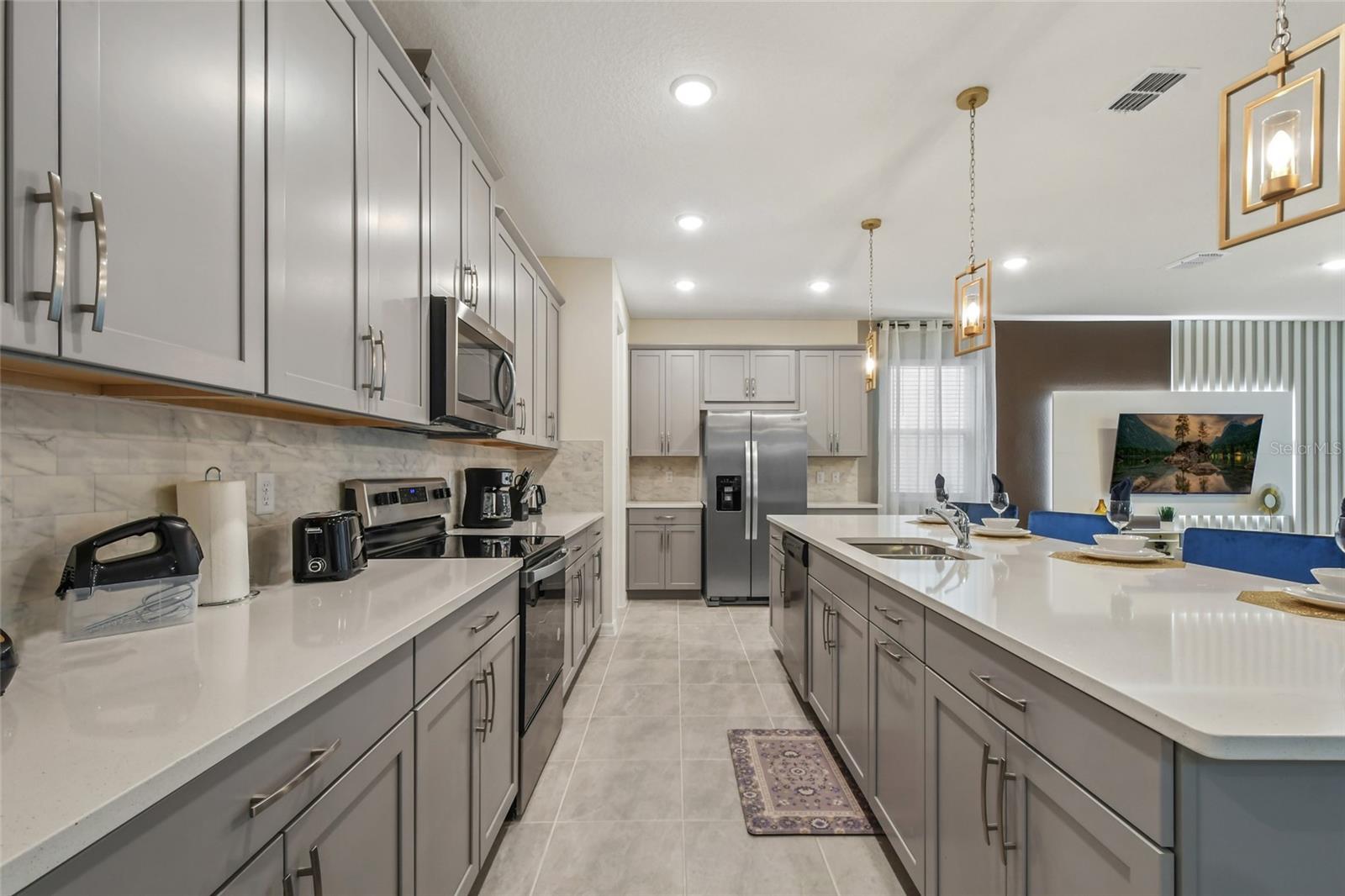 8928 COCONUT BREEZE DR, KISSIMMEE, FL, 34747