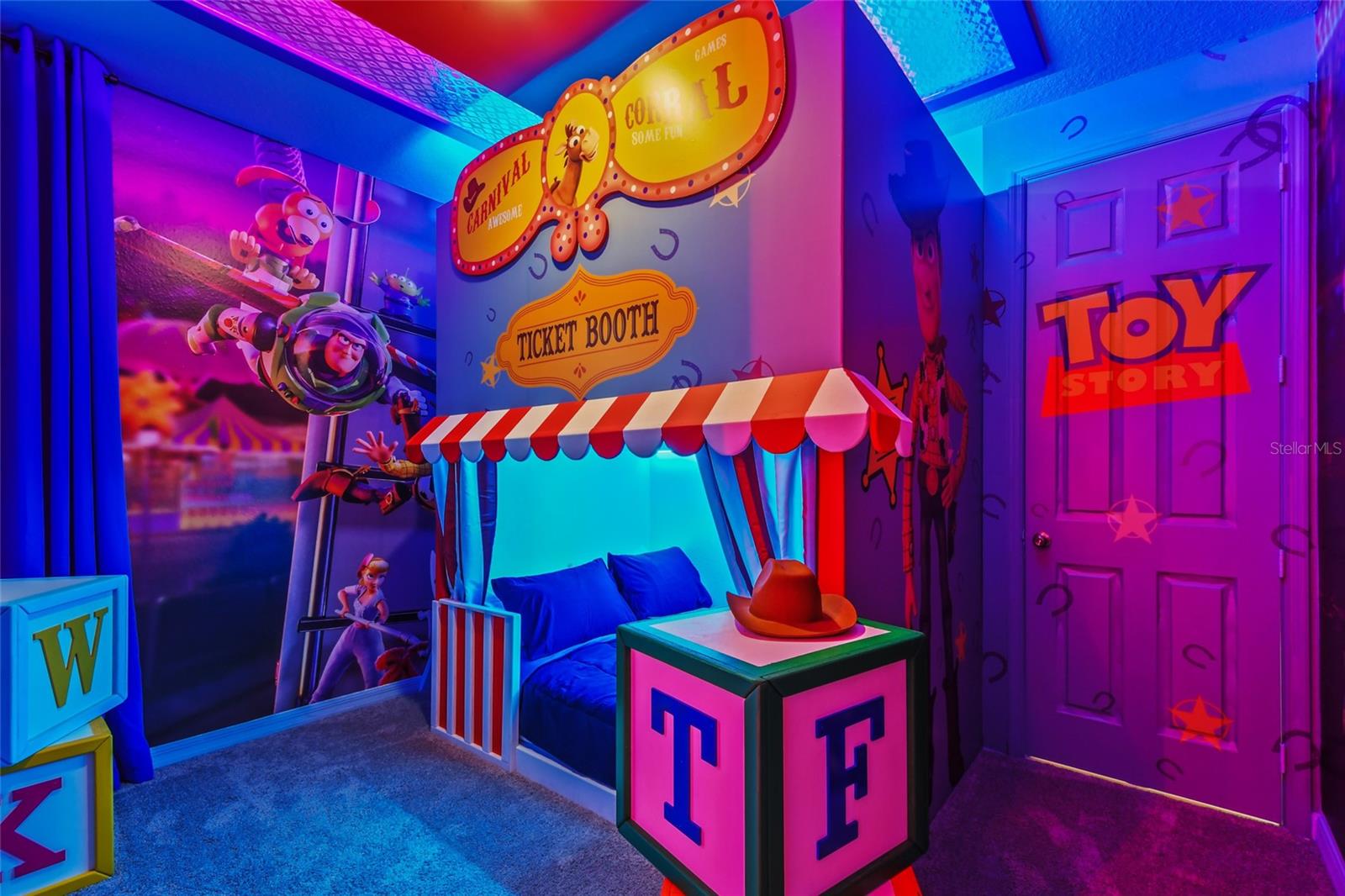 8928 COCONUT BREEZE DR, KISSIMMEE, FL, 34747