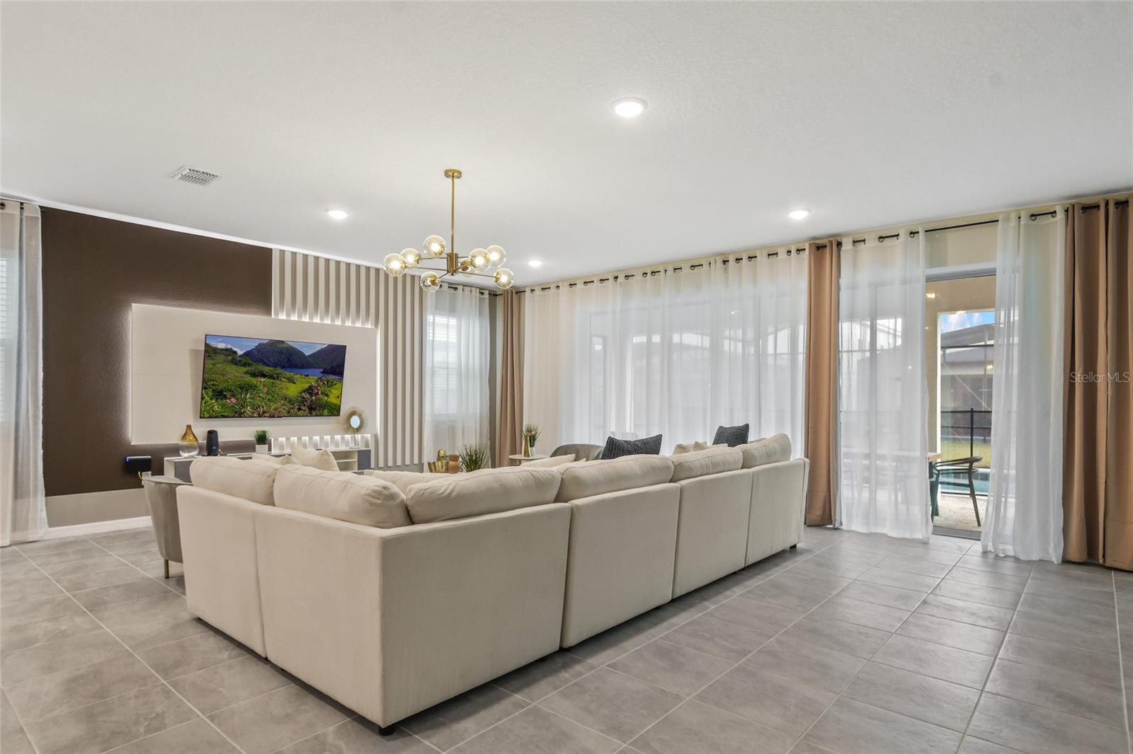 8928 COCONUT BREEZE DR, KISSIMMEE, FL, 34747