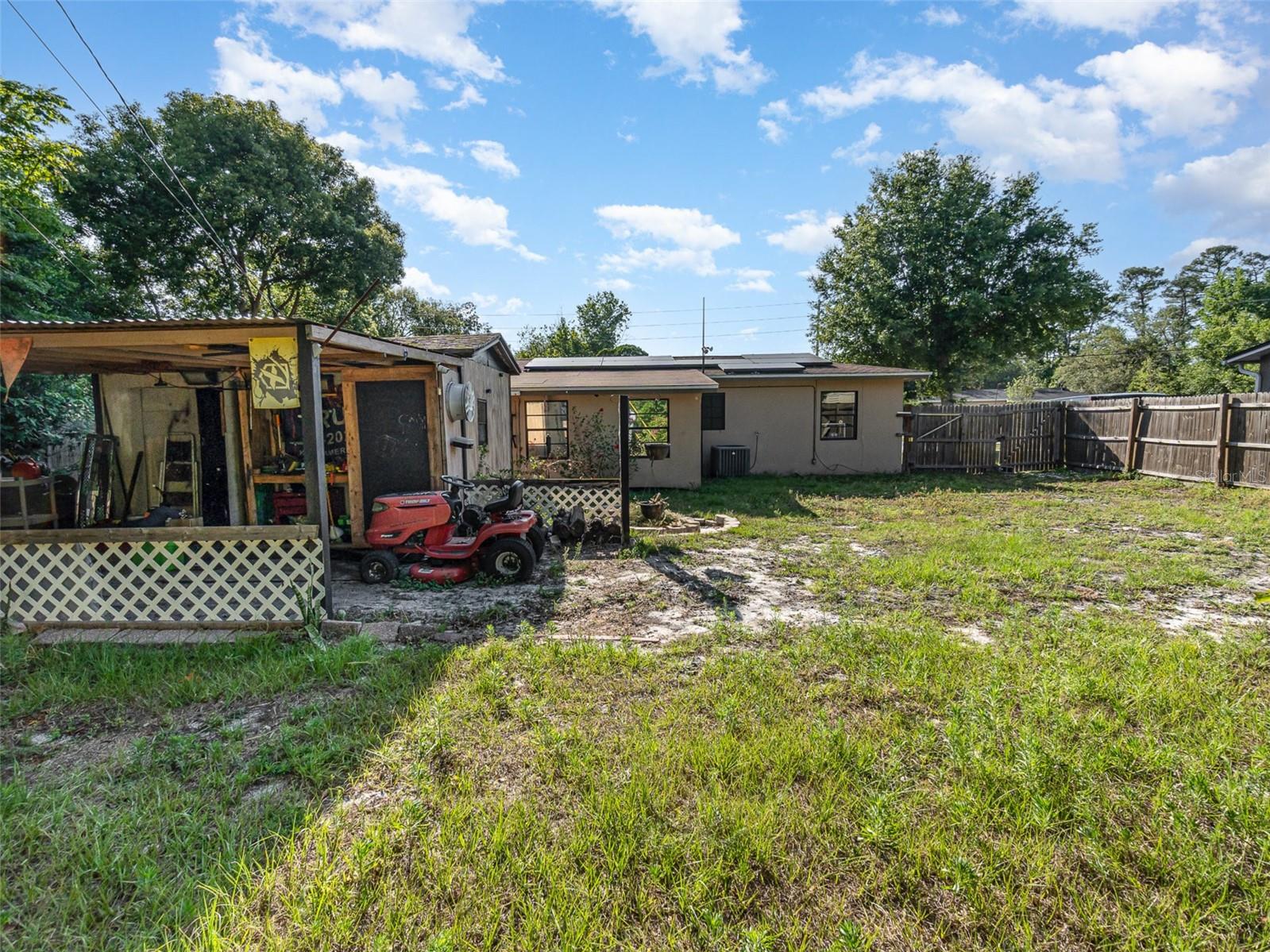1333 E LOMBARDY DR, DELTONA, FL, 32725