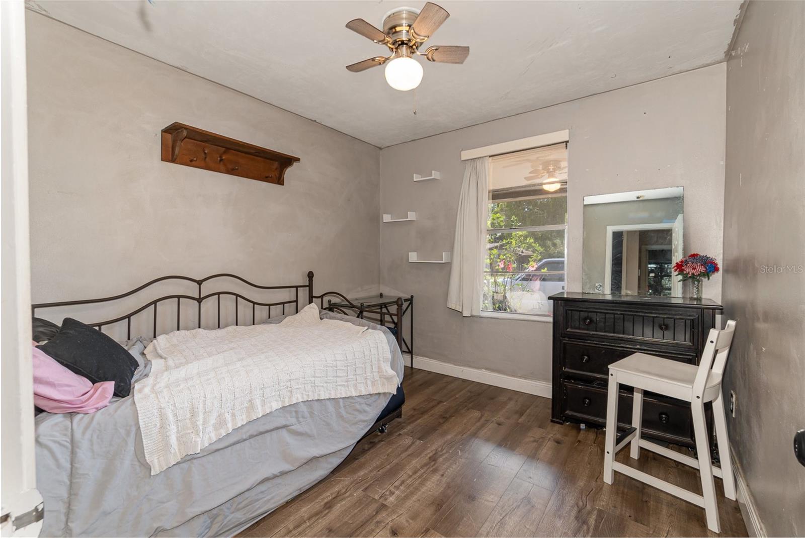 1333 E LOMBARDY DR, DELTONA, FL, 32725