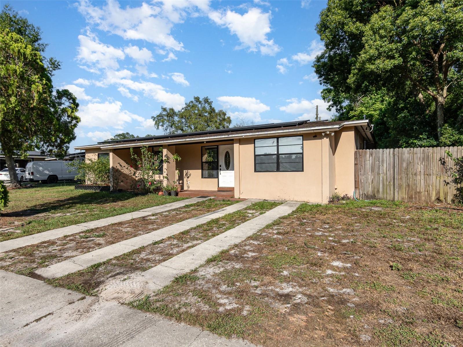 1333 E LOMBARDY DR, DELTONA, FL, 32725