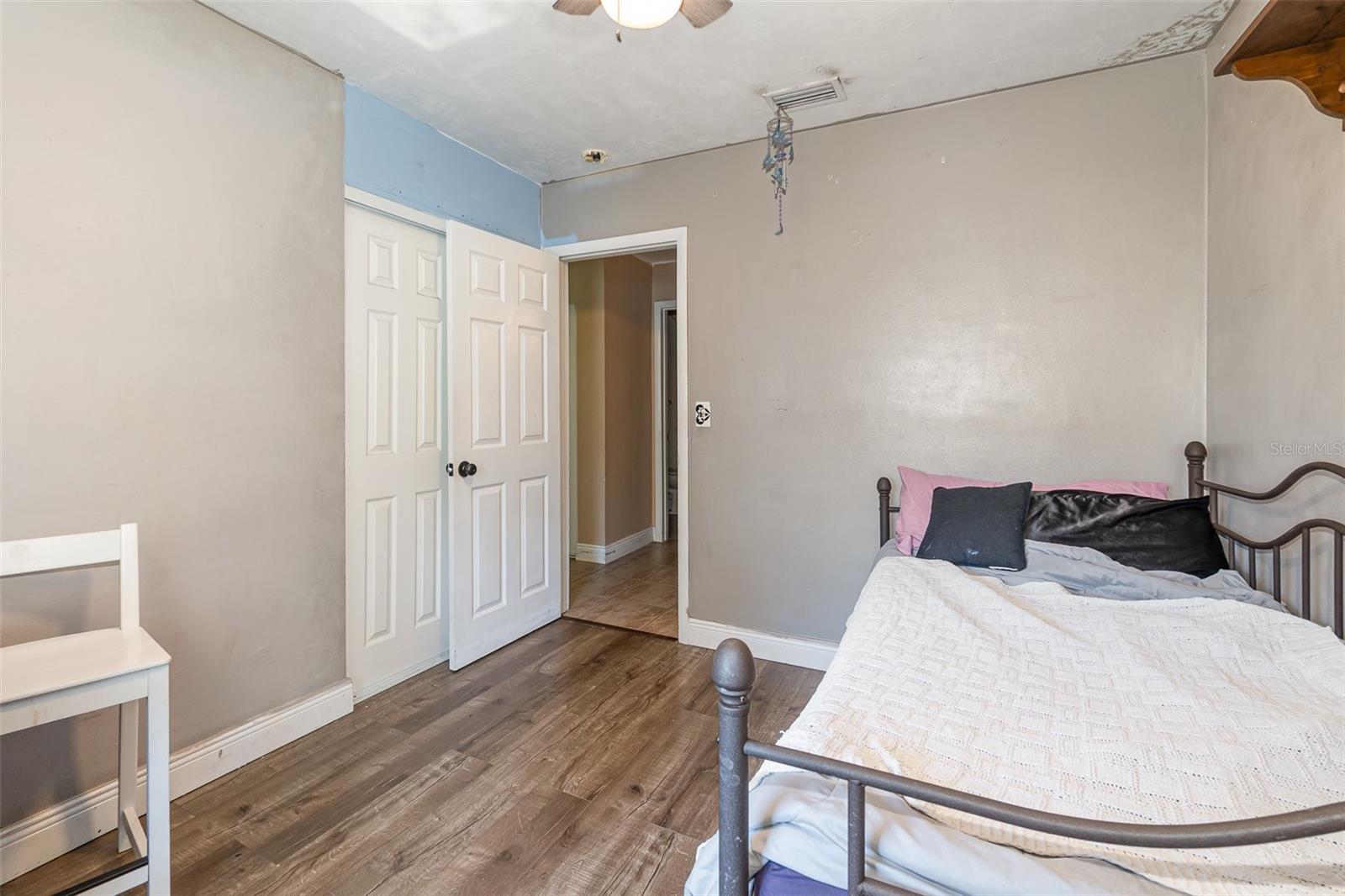 1333 E LOMBARDY DR, DELTONA, FL, 32725