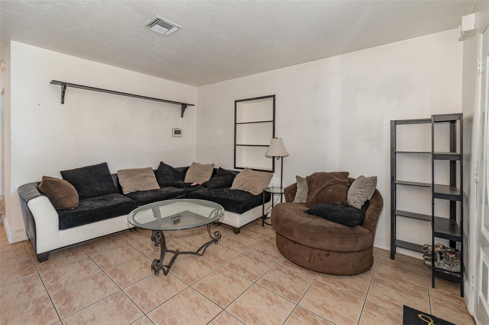 1333 E LOMBARDY DR, DELTONA, FL, 32725