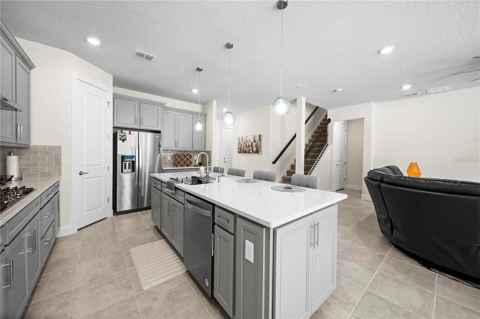 3999 MEANDERING BAY DR, APOPKA, FL, 32712