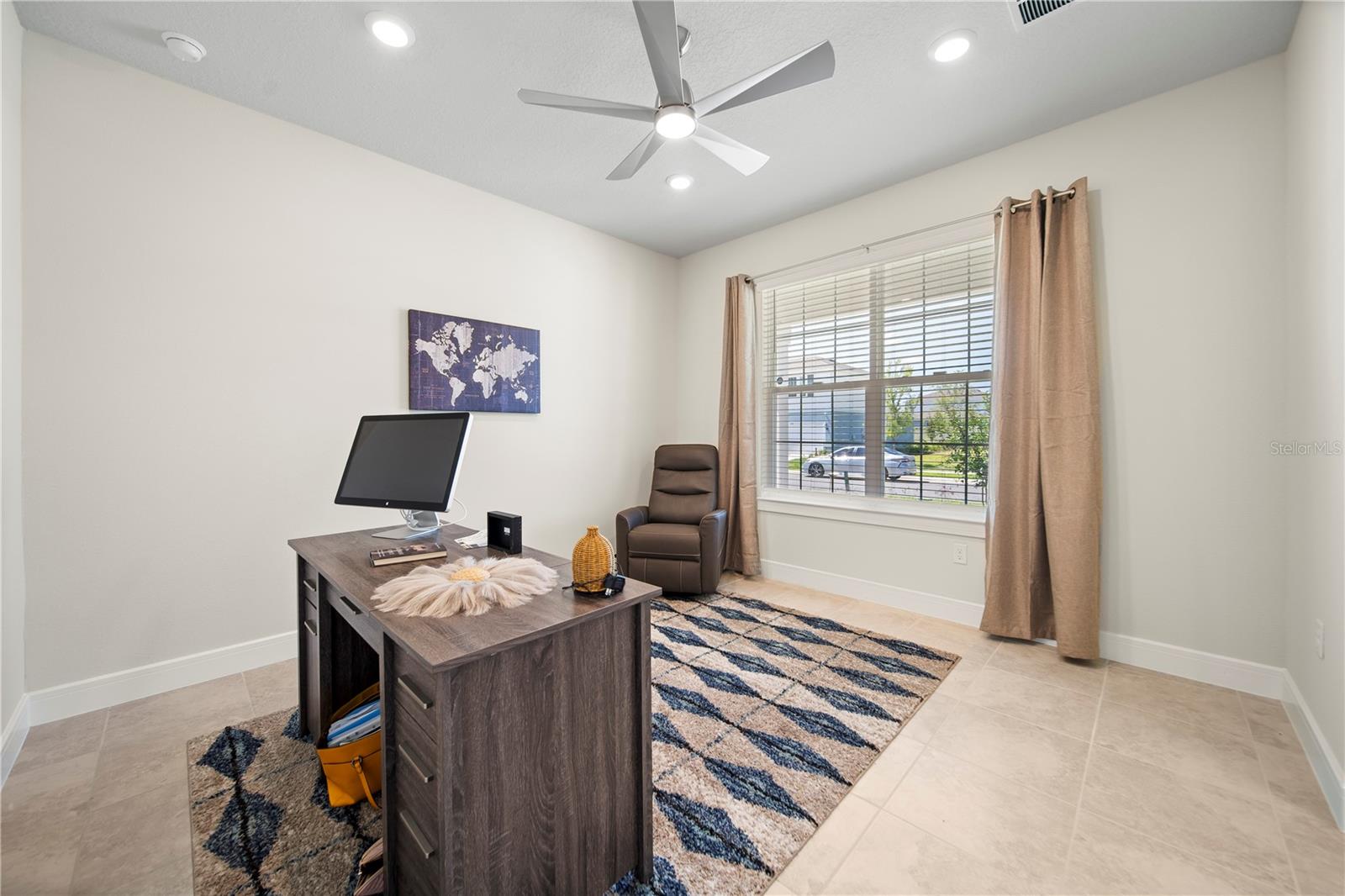 3999 MEANDERING BAY DR, APOPKA, FL, 32712