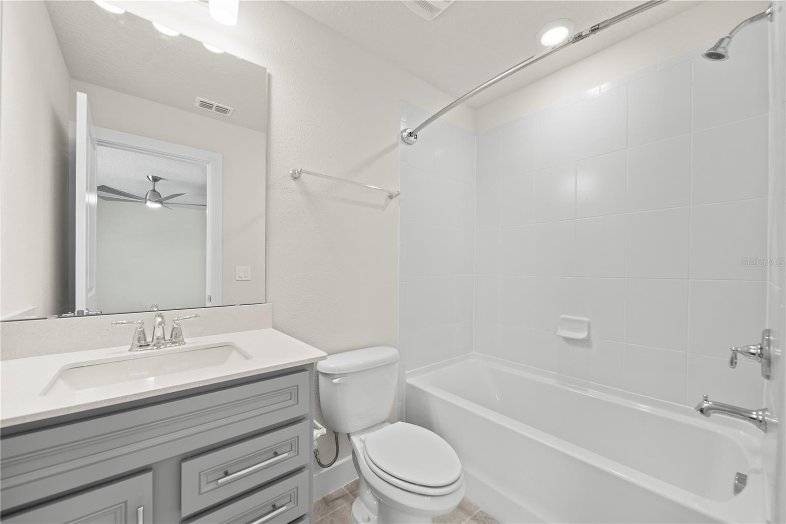 3999 MEANDERING BAY DR, APOPKA, FL, 32712