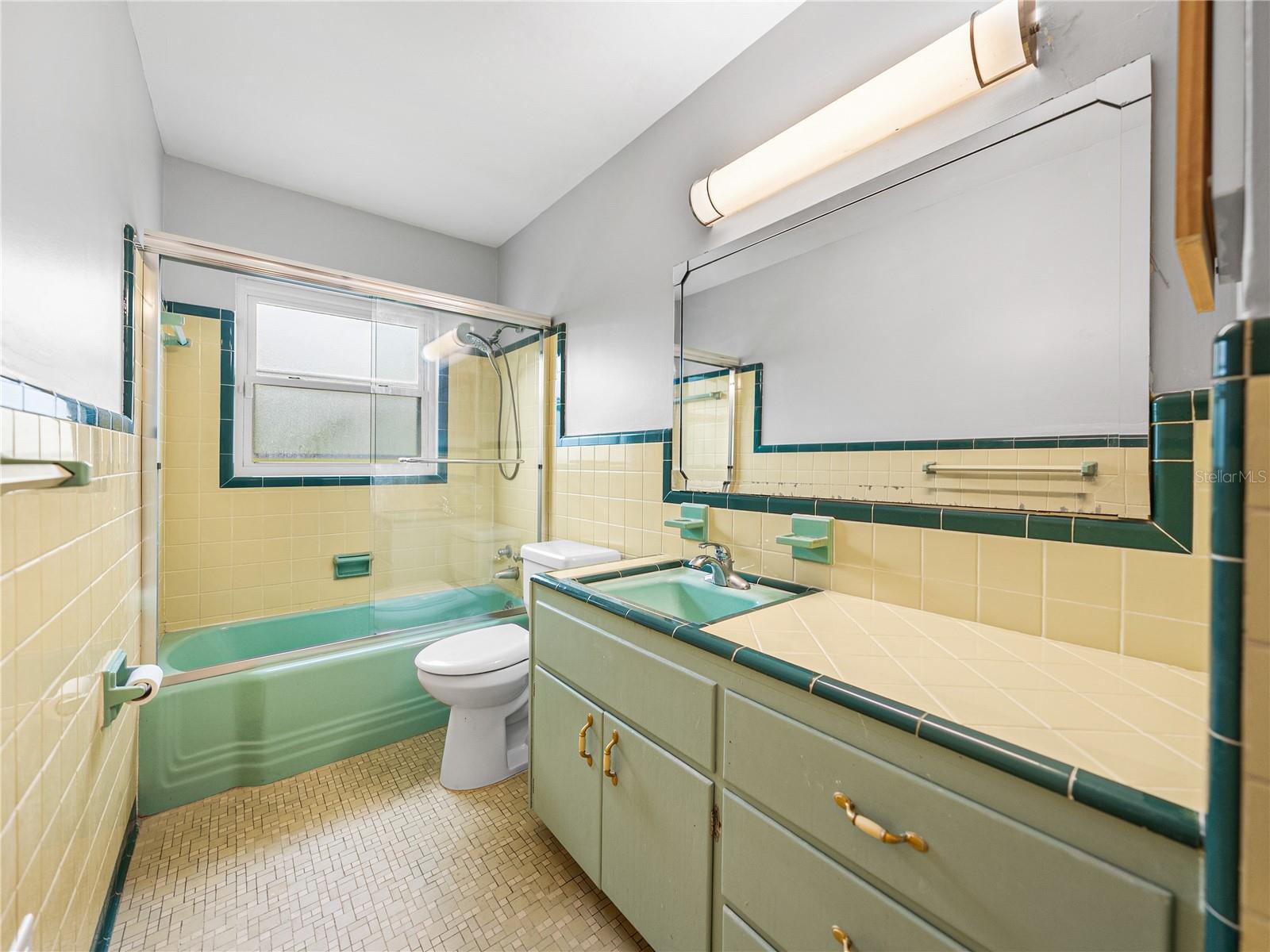 1170 S LAKESHORE BLVD, LAKE WALES, FL, 33853