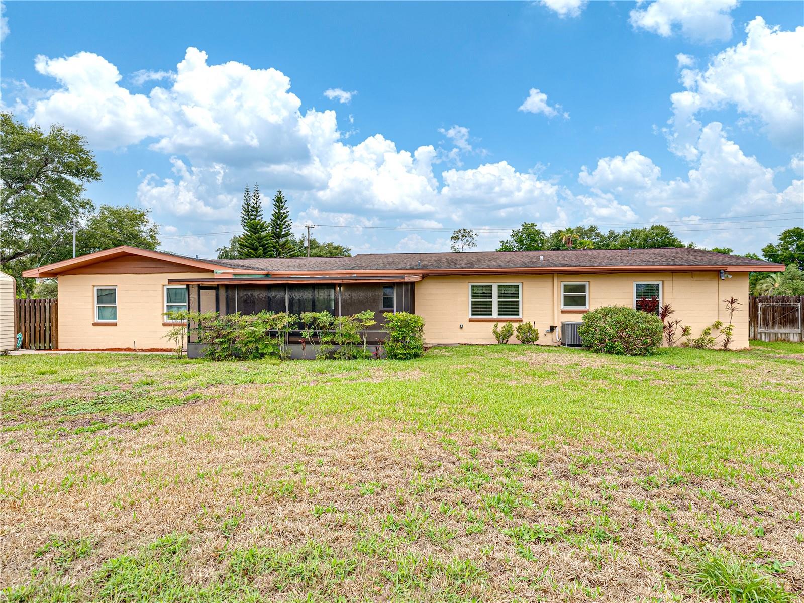 1170 S LAKESHORE BLVD, LAKE WALES, FL, 33853