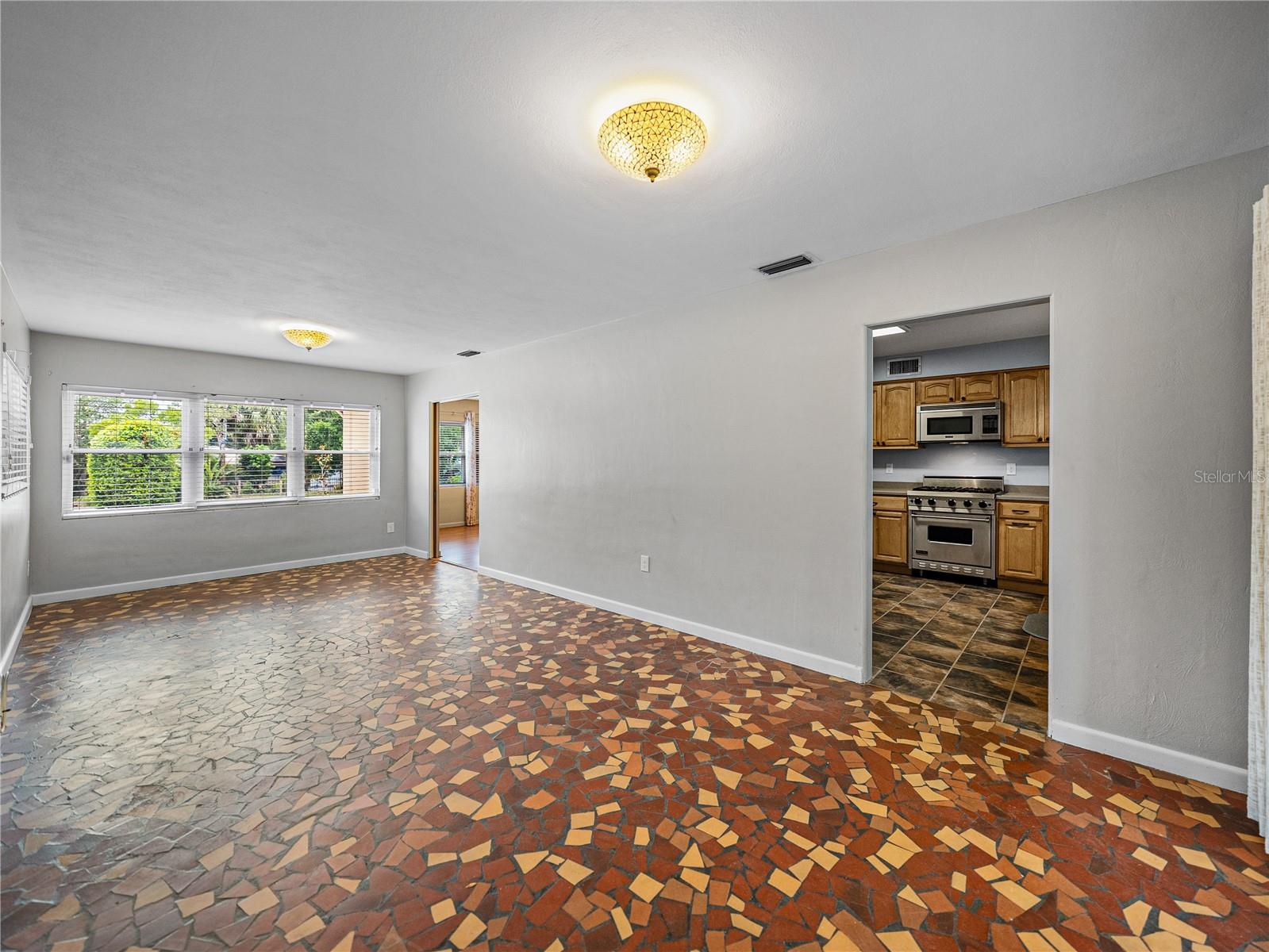1170 S LAKESHORE BLVD, LAKE WALES, FL, 33853