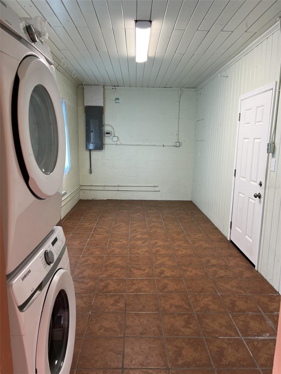 1170 S LAKESHORE BLVD, LAKE WALES, FL, 33853