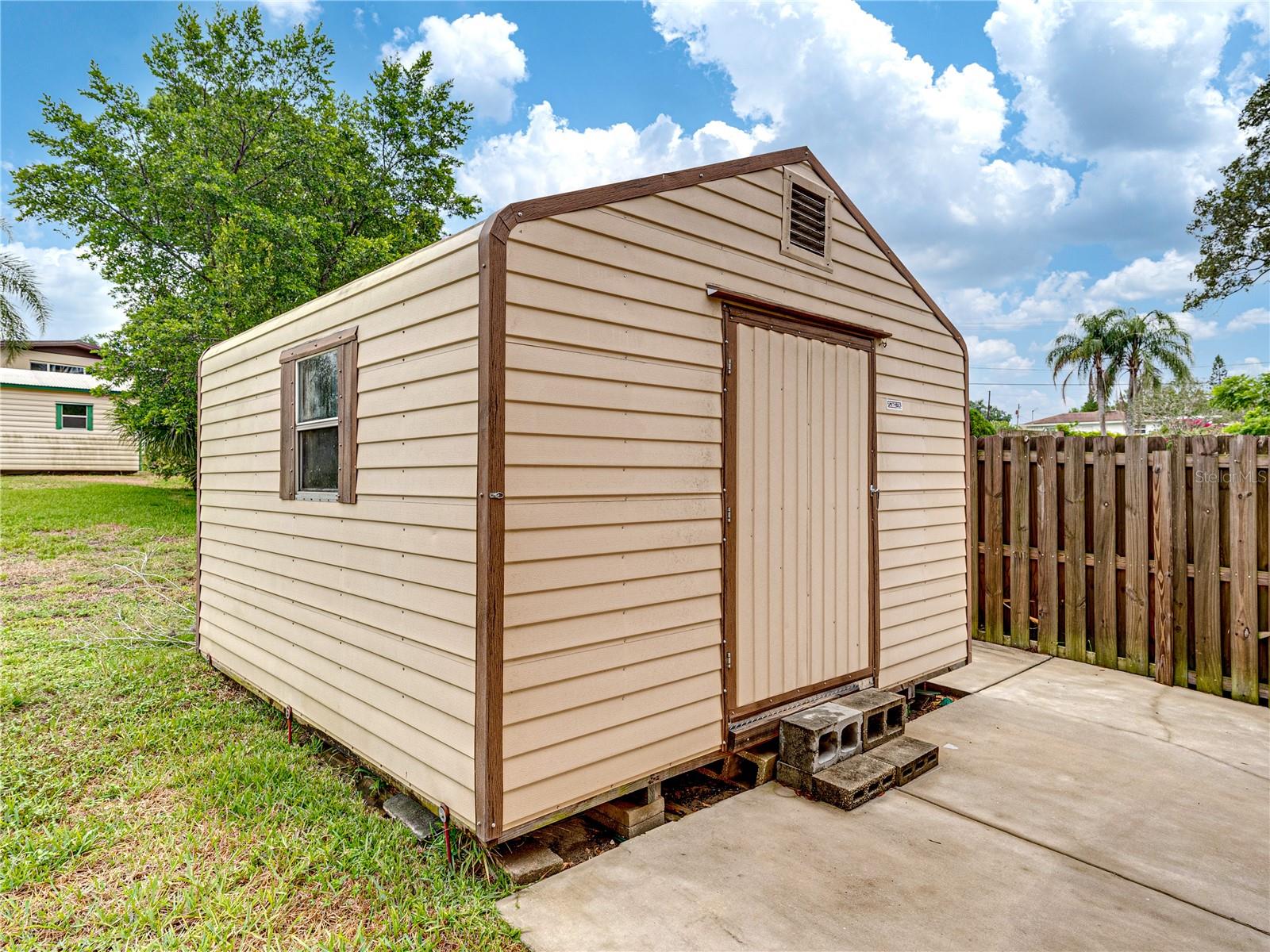 1170 S LAKESHORE BLVD, LAKE WALES, FL, 33853