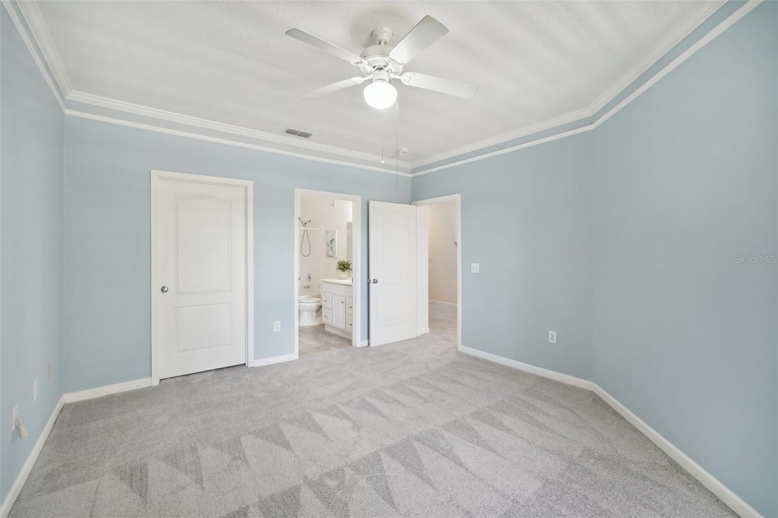 18001 VILLA CREEK DR #0, TAMPA, FL, 33647