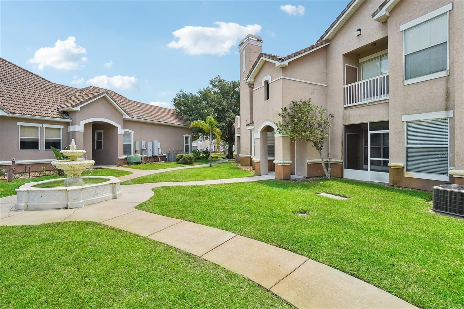 18001 VILLA CREEK DR #0, TAMPA, FL, 33647