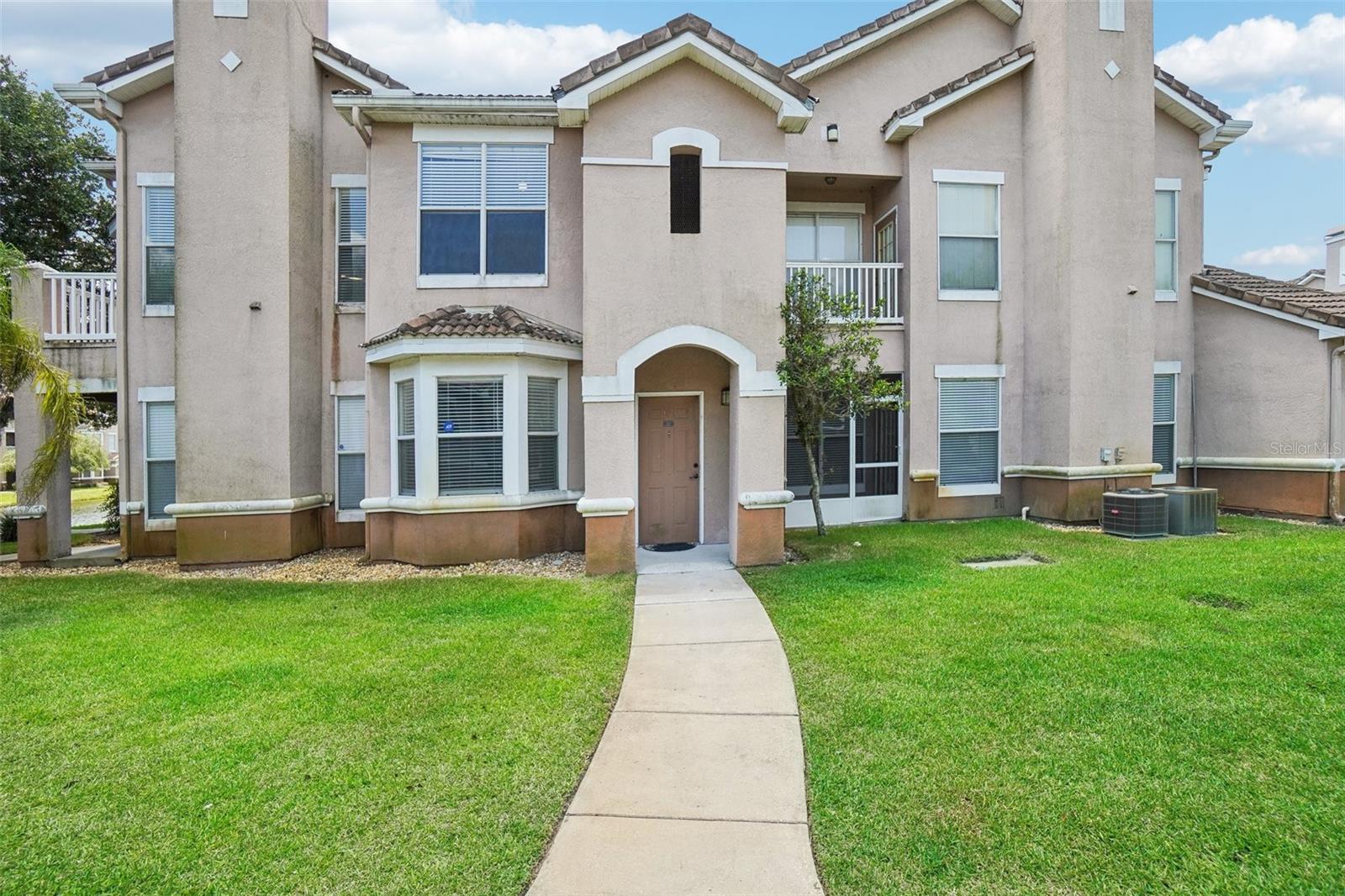 18001 VILLA CREEK DR #0, TAMPA, FL, 33647