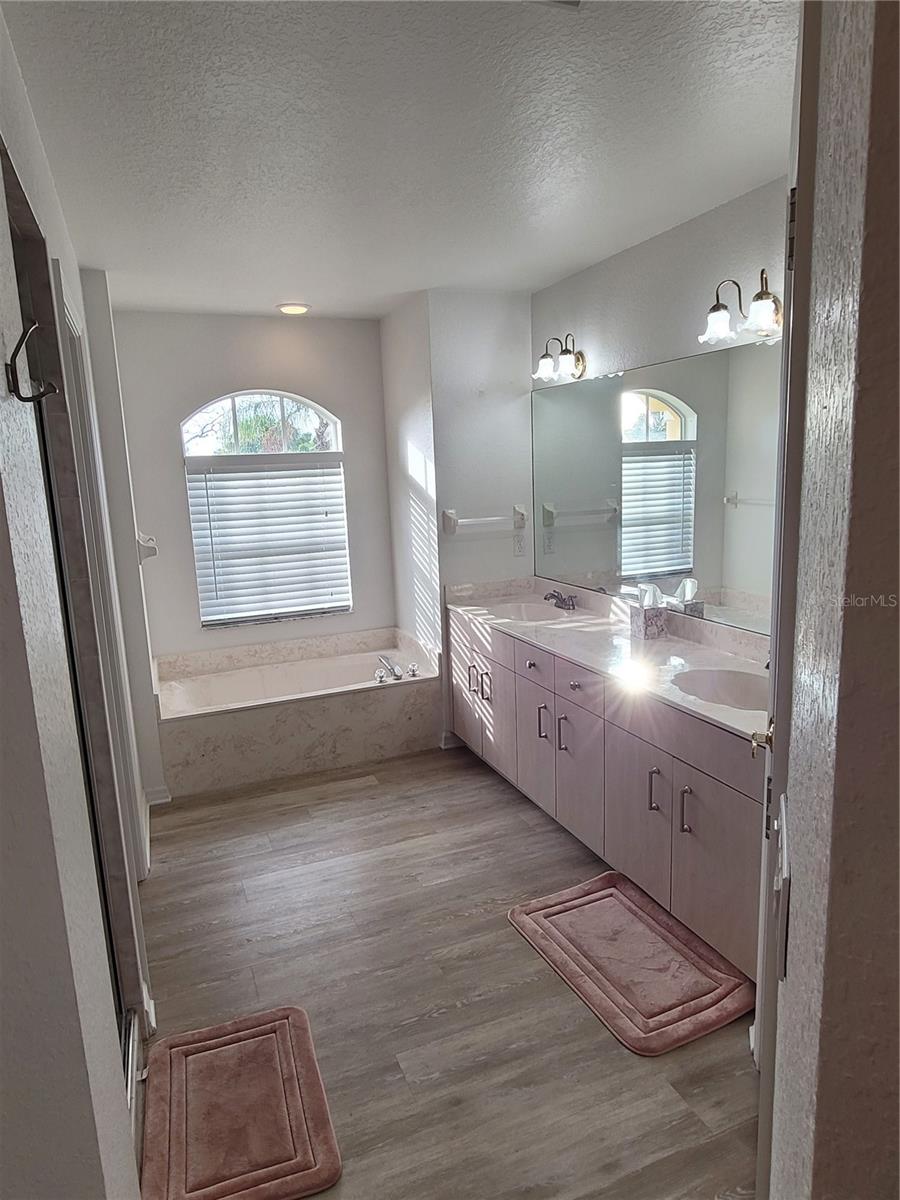 72 LONG MEADOW CT, ROTONDA WEST, FL, 33947