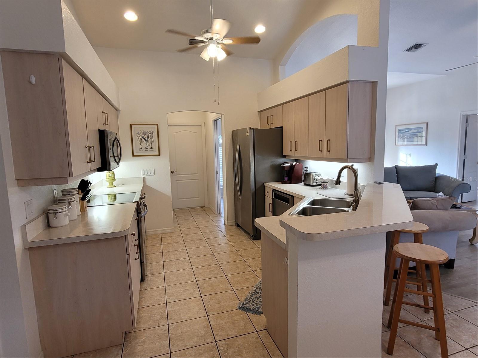 72 LONG MEADOW CT, ROTONDA WEST, FL, 33947