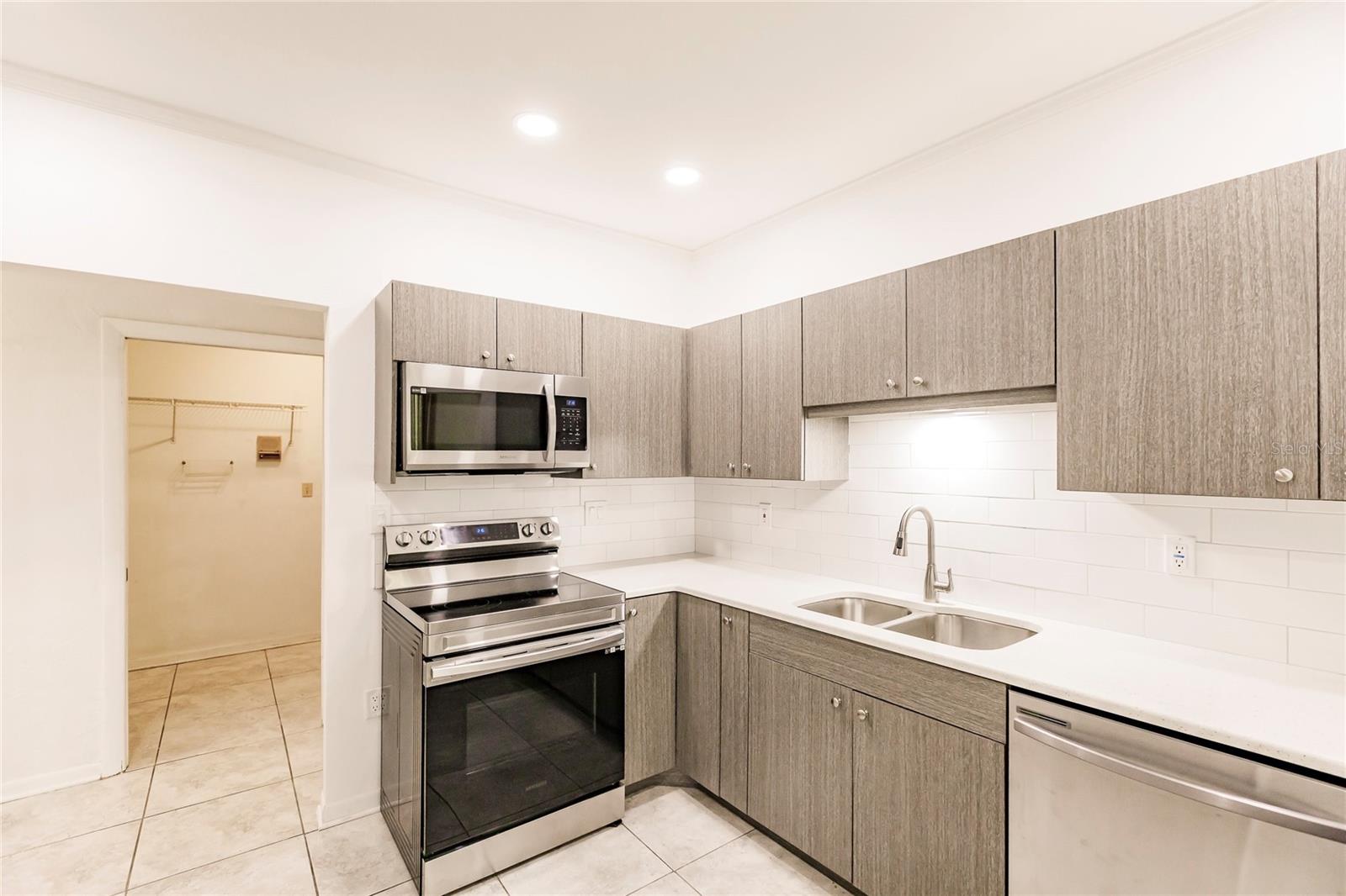12908 SW DOUG DR, LAKE SUZY, FL, 34269