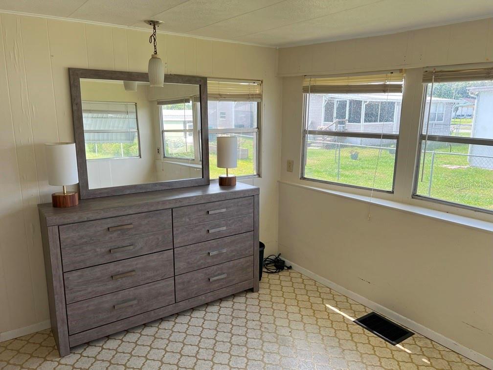 39047 OLA AVE, ZEPHYRHILLS, FL, 33542