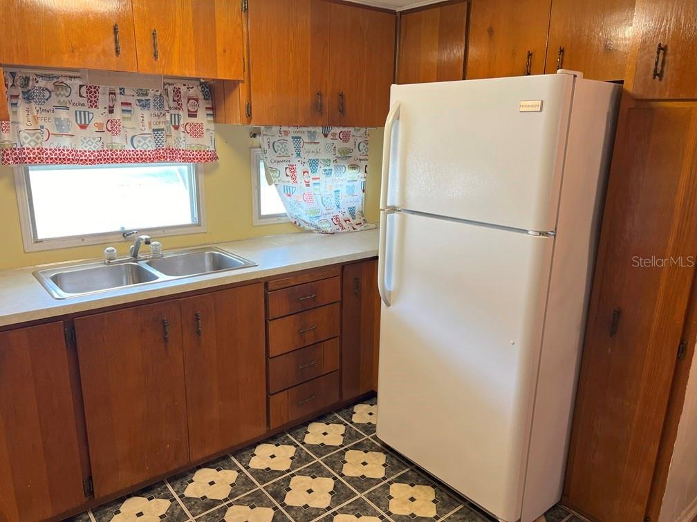 39047 OLA AVE, ZEPHYRHILLS, FL, 33542