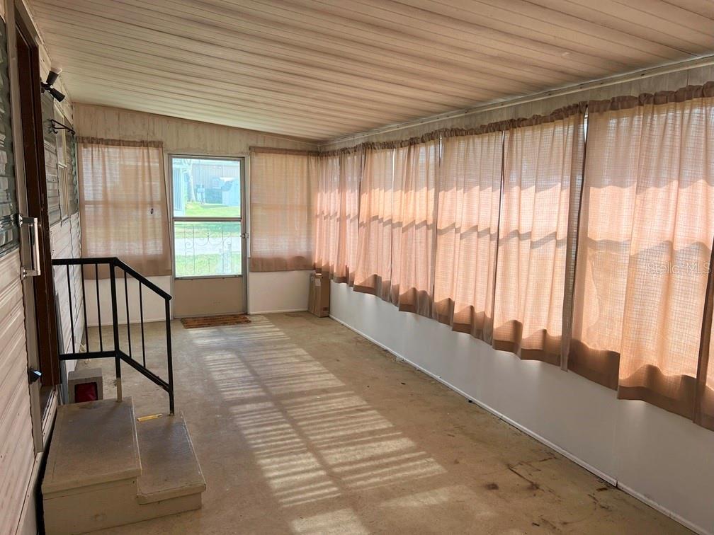 39047 OLA AVE, ZEPHYRHILLS, FL, 33542
