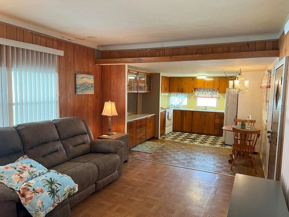 39047 OLA AVE, ZEPHYRHILLS, FL, 33542
