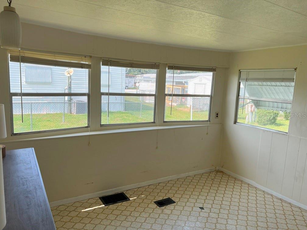 39047 OLA AVE, ZEPHYRHILLS, FL, 33542