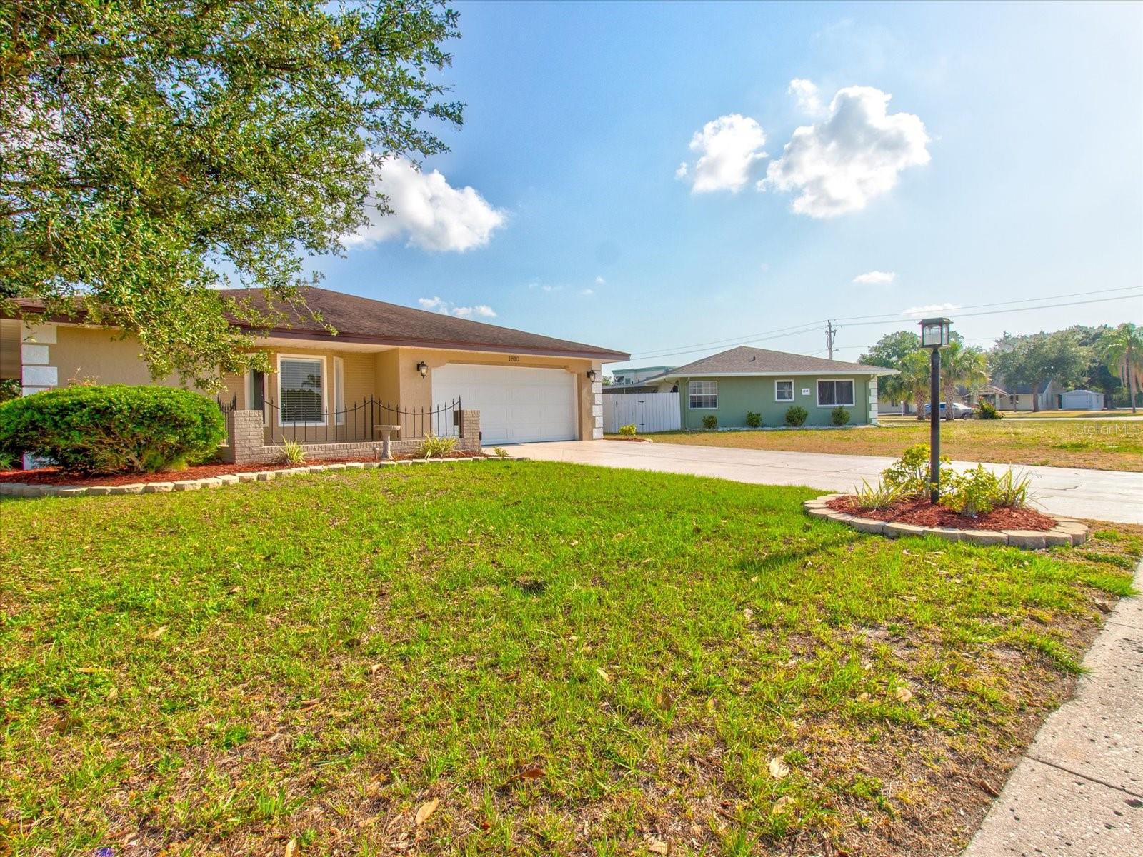 1810 HAVERFORD AVE, SUN CITY CENTER, FL, 33573