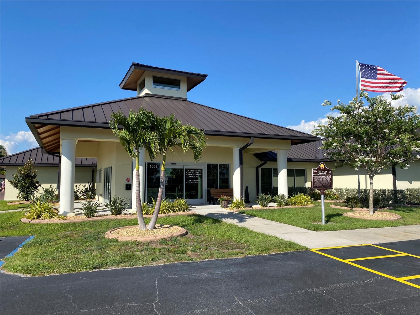 1810 HAVERFORD AVE, SUN CITY CENTER, FL, 33573