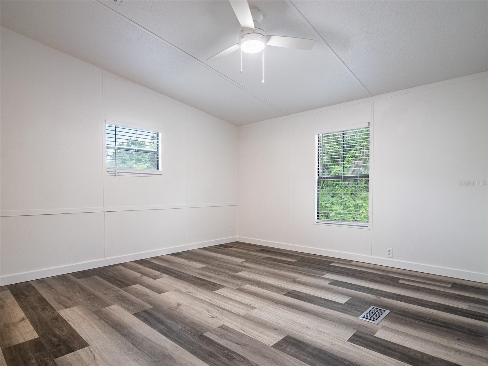 1610 ORANGE AVE, COLEMAN, FL, 33521