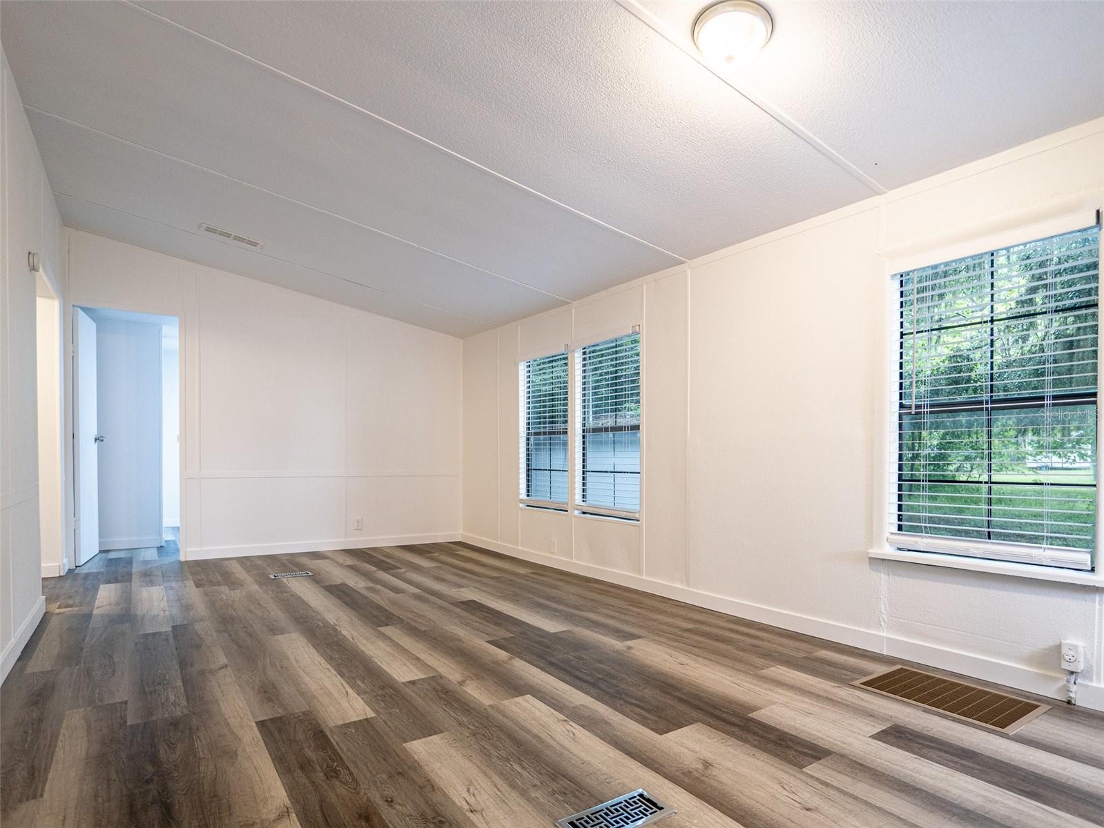 1610 ORANGE AVE, COLEMAN, FL, 33521