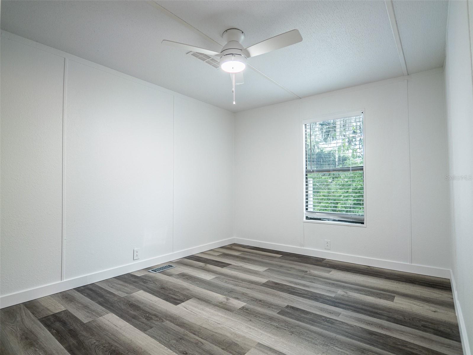 1610 ORANGE AVE, COLEMAN, FL, 33521