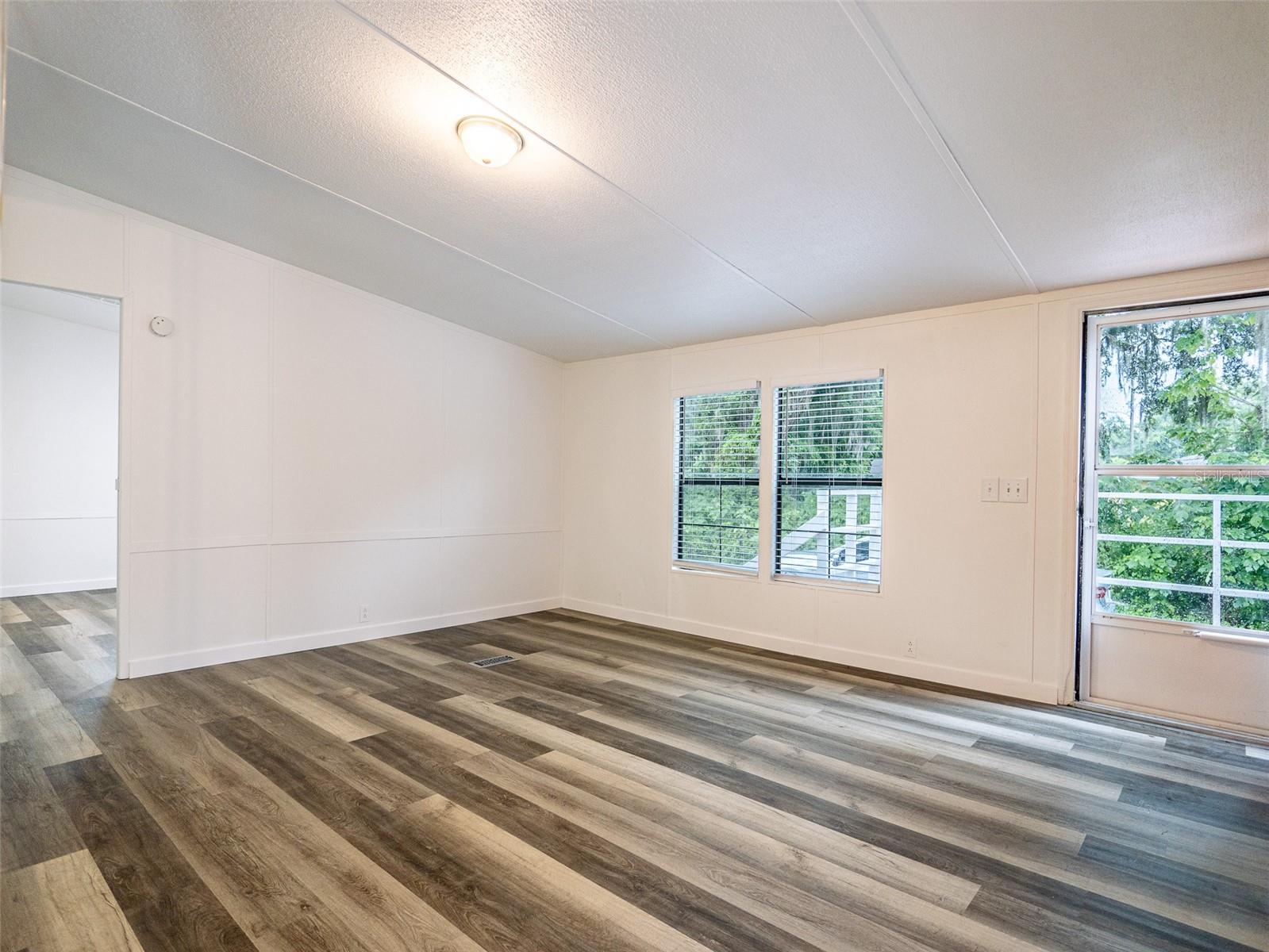 1610 ORANGE AVE, COLEMAN, FL, 33521