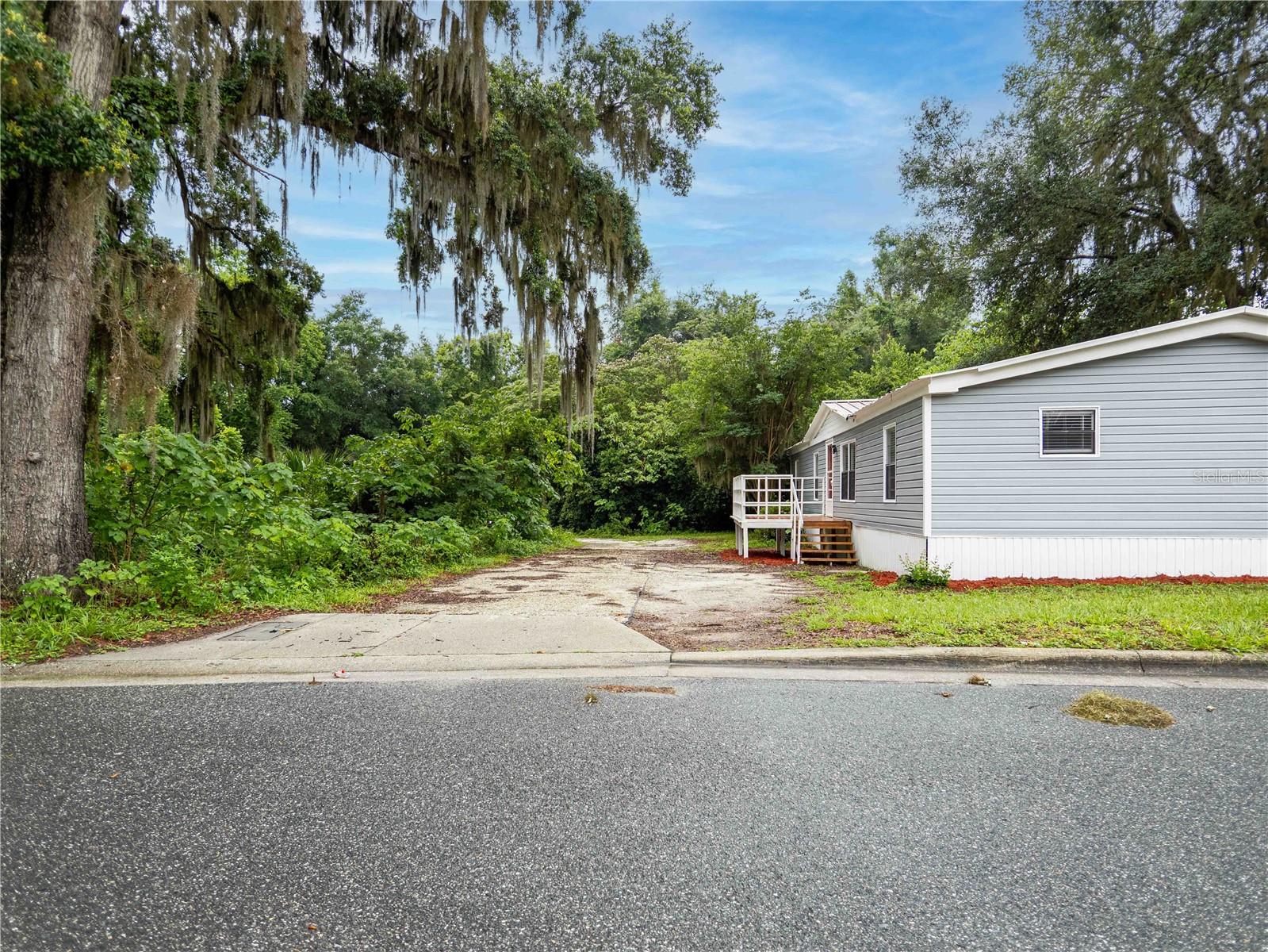 1610 ORANGE AVE, COLEMAN, FL, 33521