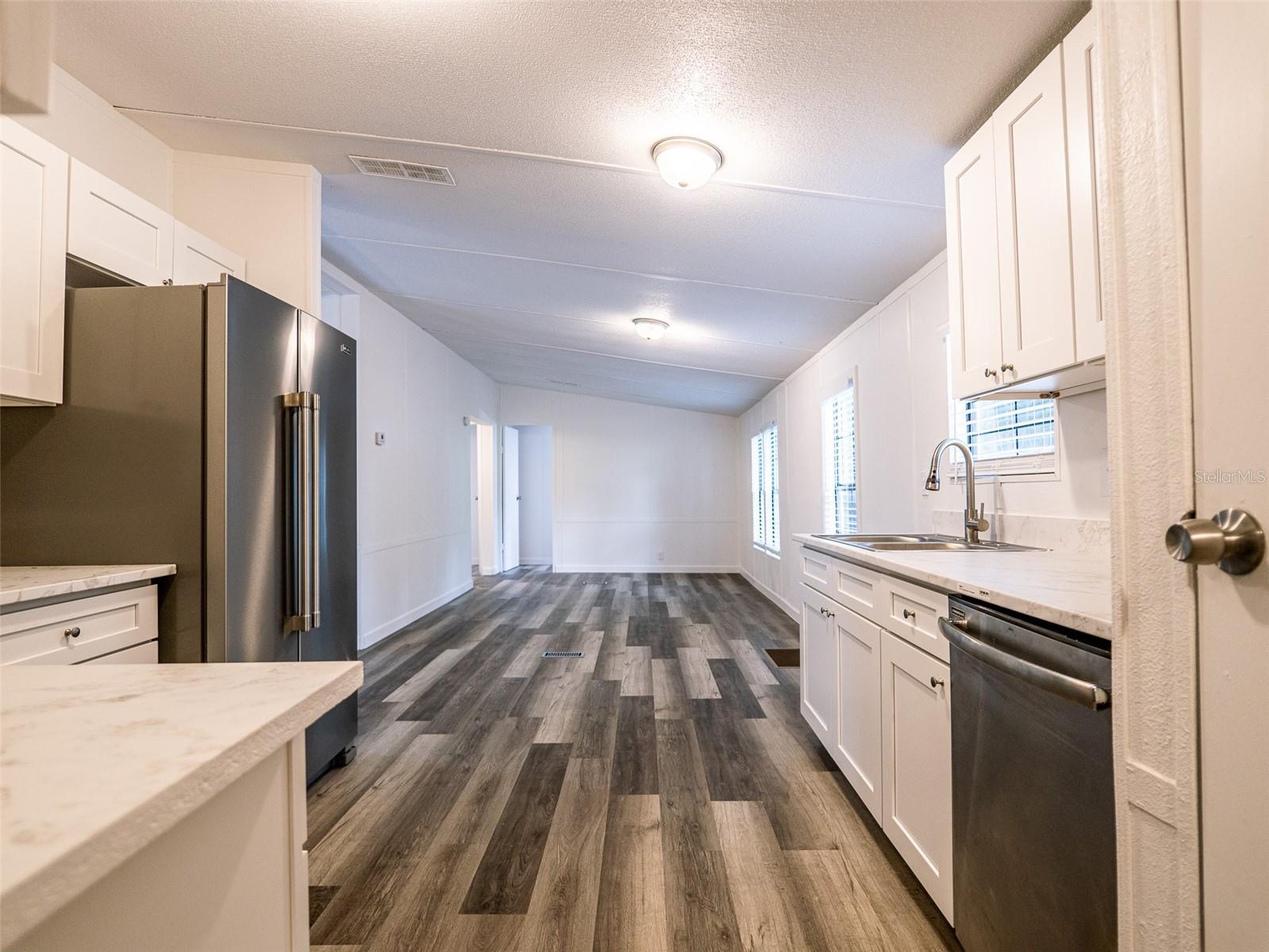 1610 ORANGE AVE, COLEMAN, FL, 33521