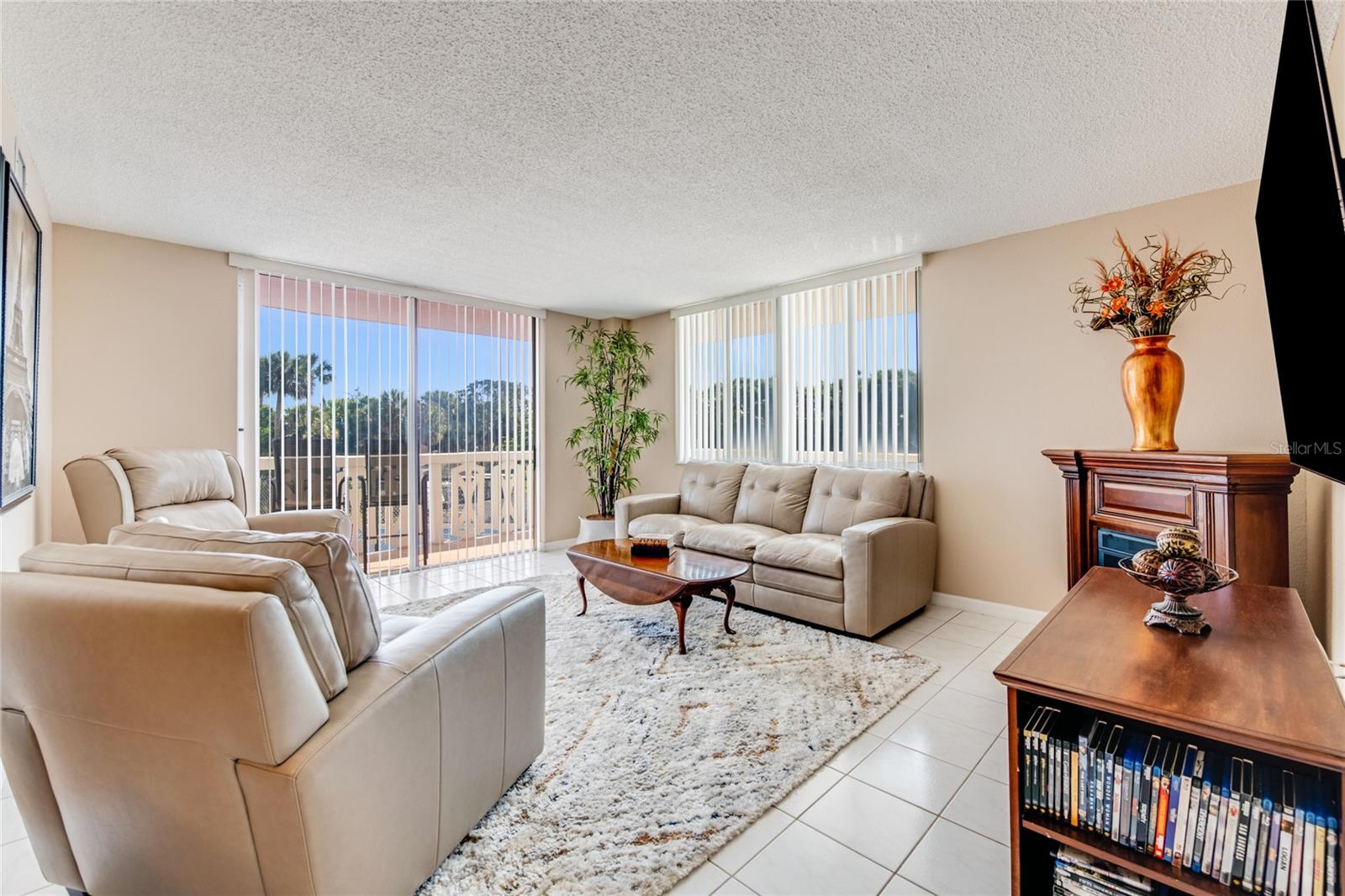 935 N HALIFAX AVE #203, DAYTONA BEACH, FL, 32118