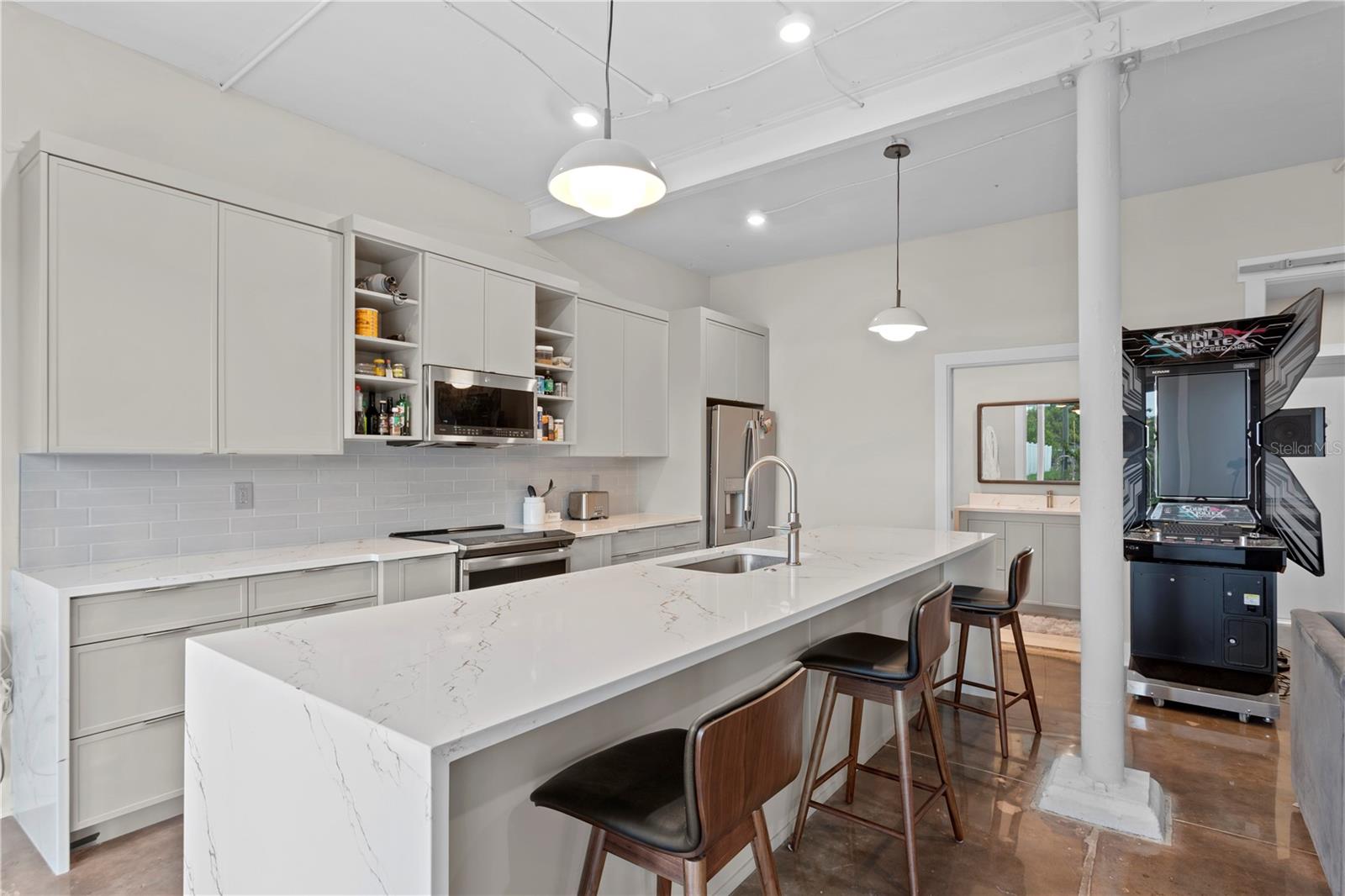103 E GENESEE ST, TAMPA, FL, 33603