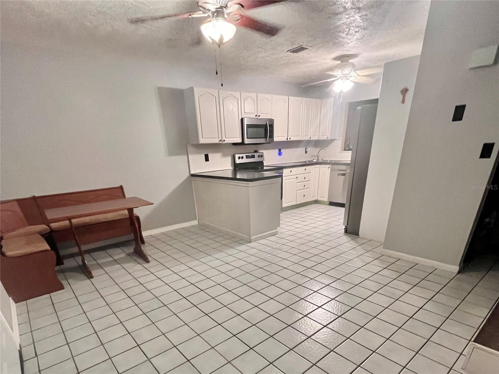 2936 TRAVELERS PALM DR, EDGEWATER, FL, 32141
