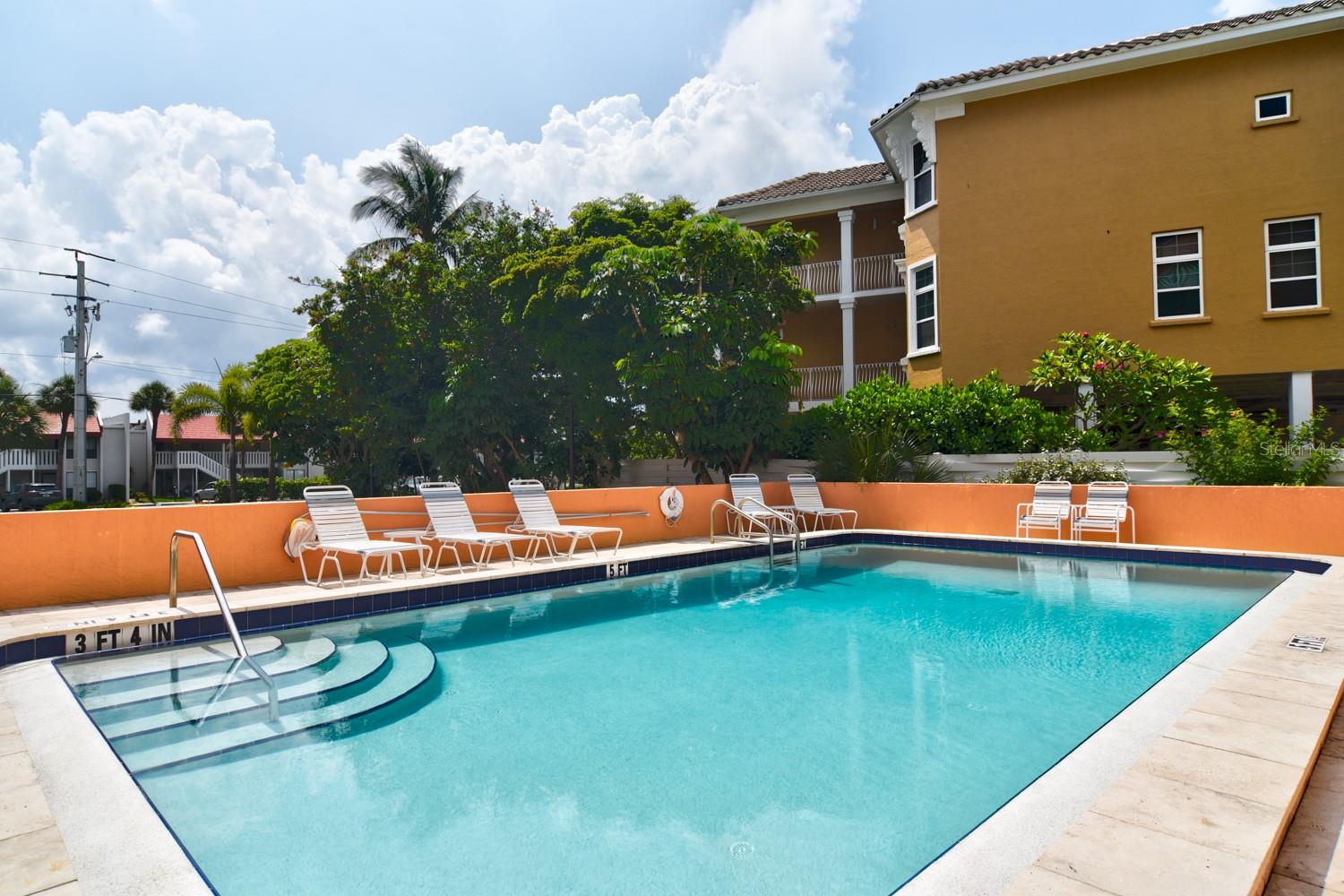 1906 GULF DR N #201, BRADENTON BEACH, FL, 34217