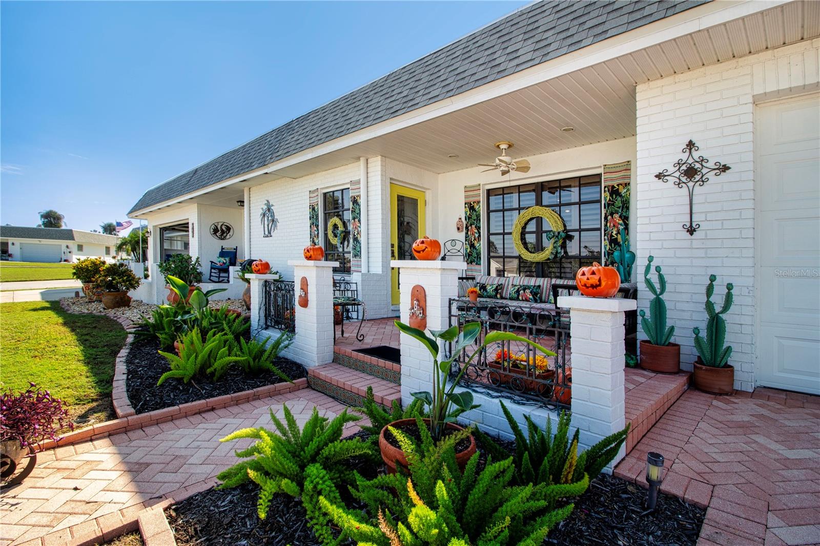 386 CLUB MANOR DR, SUN CITY CENTER, FL, 33573