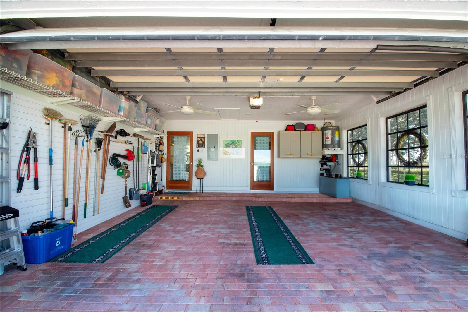 386 CLUB MANOR DR, SUN CITY CENTER, FL, 33573