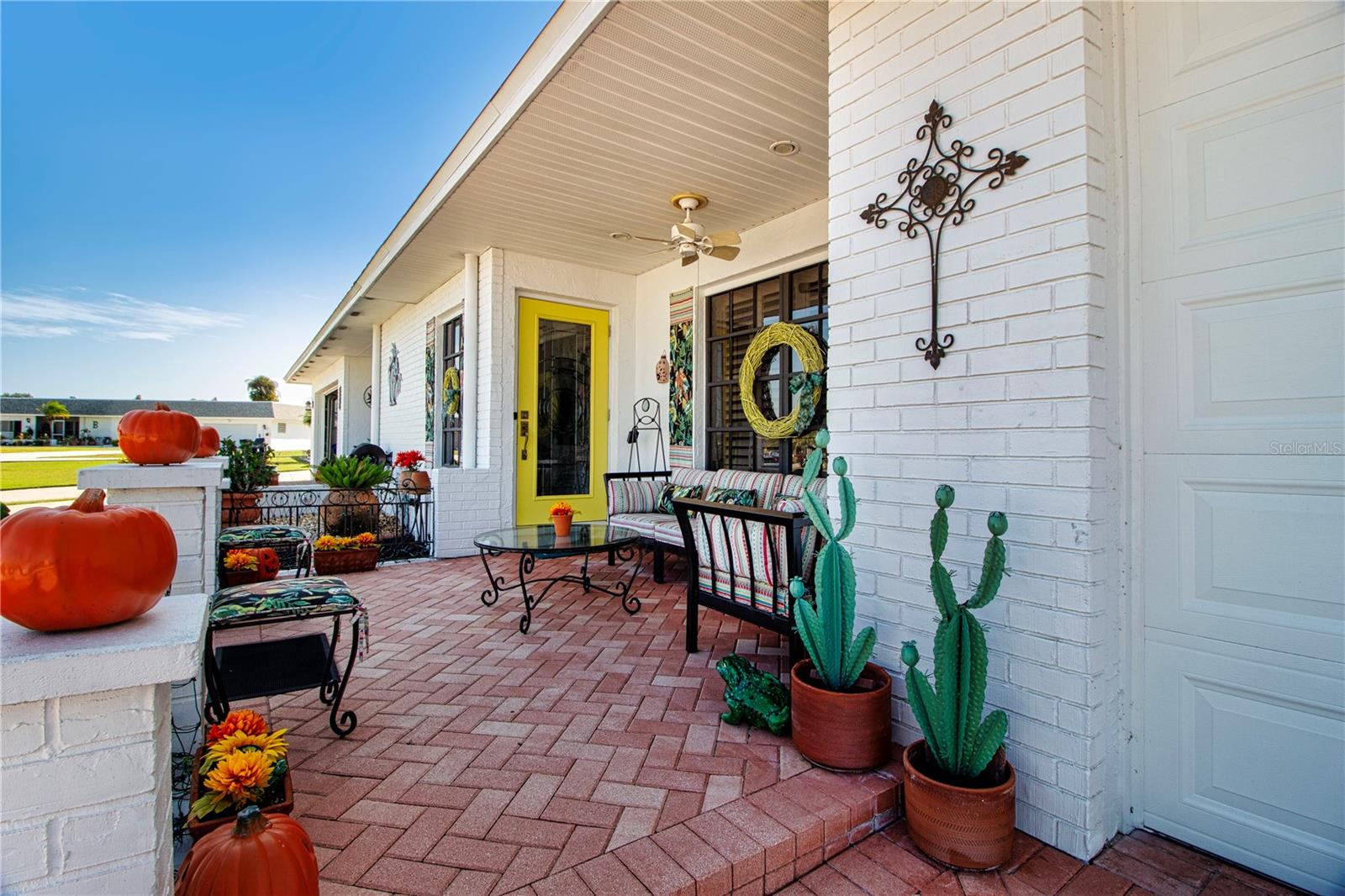 386 CLUB MANOR DR, SUN CITY CENTER, FL, 33573