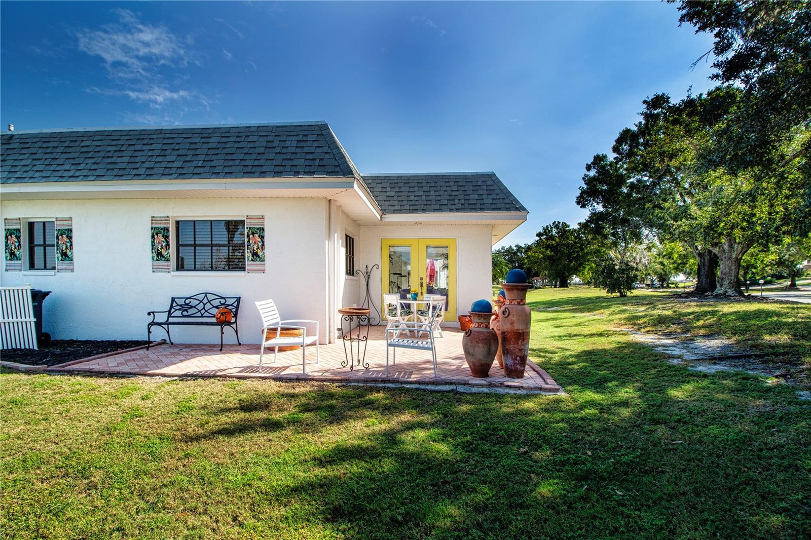386 CLUB MANOR DR, SUN CITY CENTER, FL, 33573