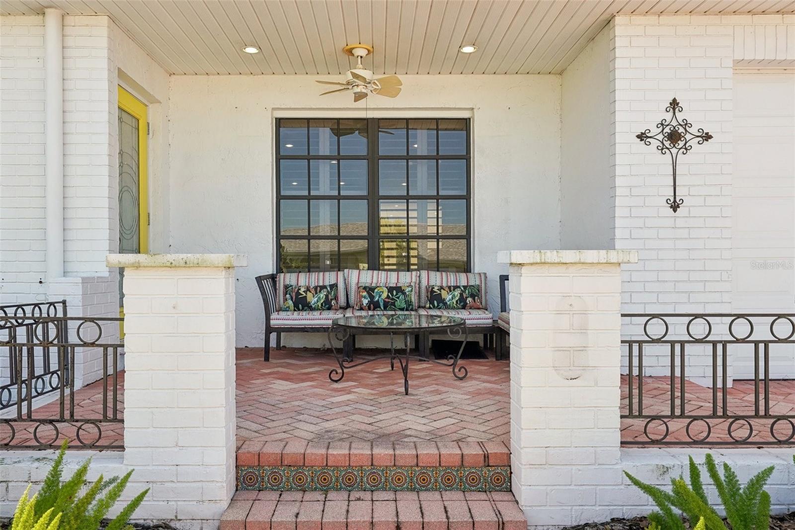 386 CLUB MANOR DR, SUN CITY CENTER, FL, 33573